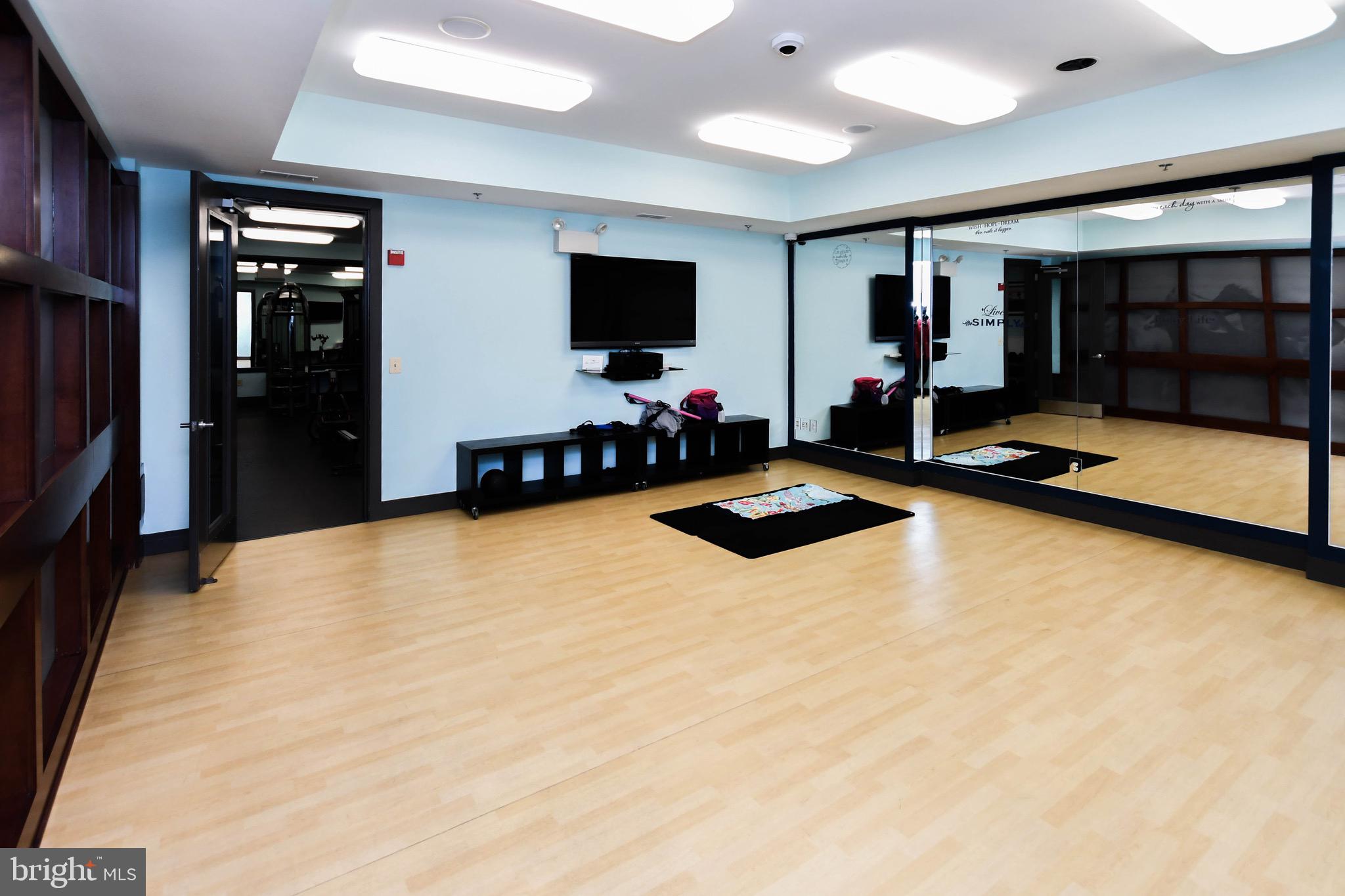 MARLBORO RIDGE - Residential