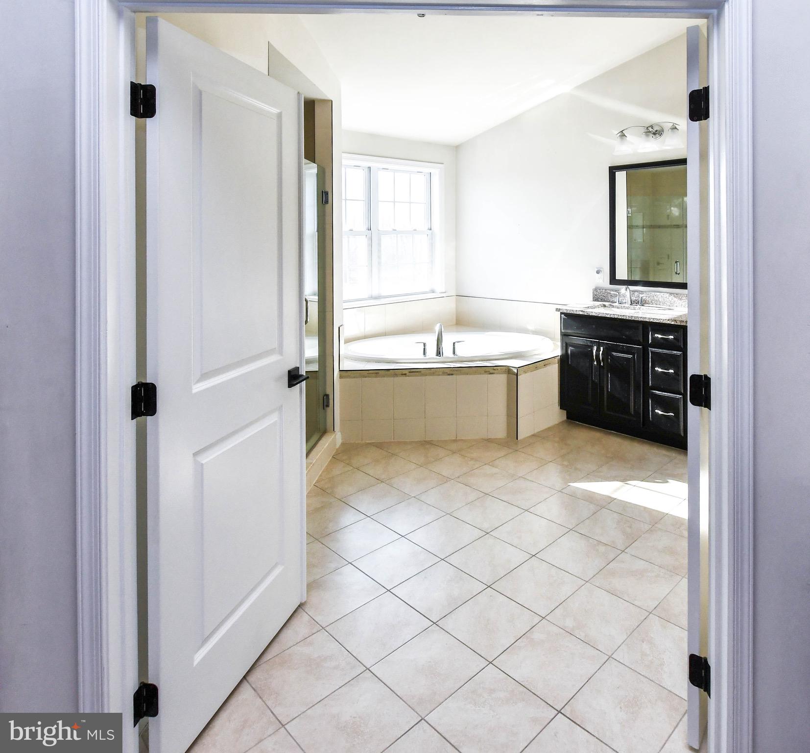 MARLBORO RIDGE - Residential