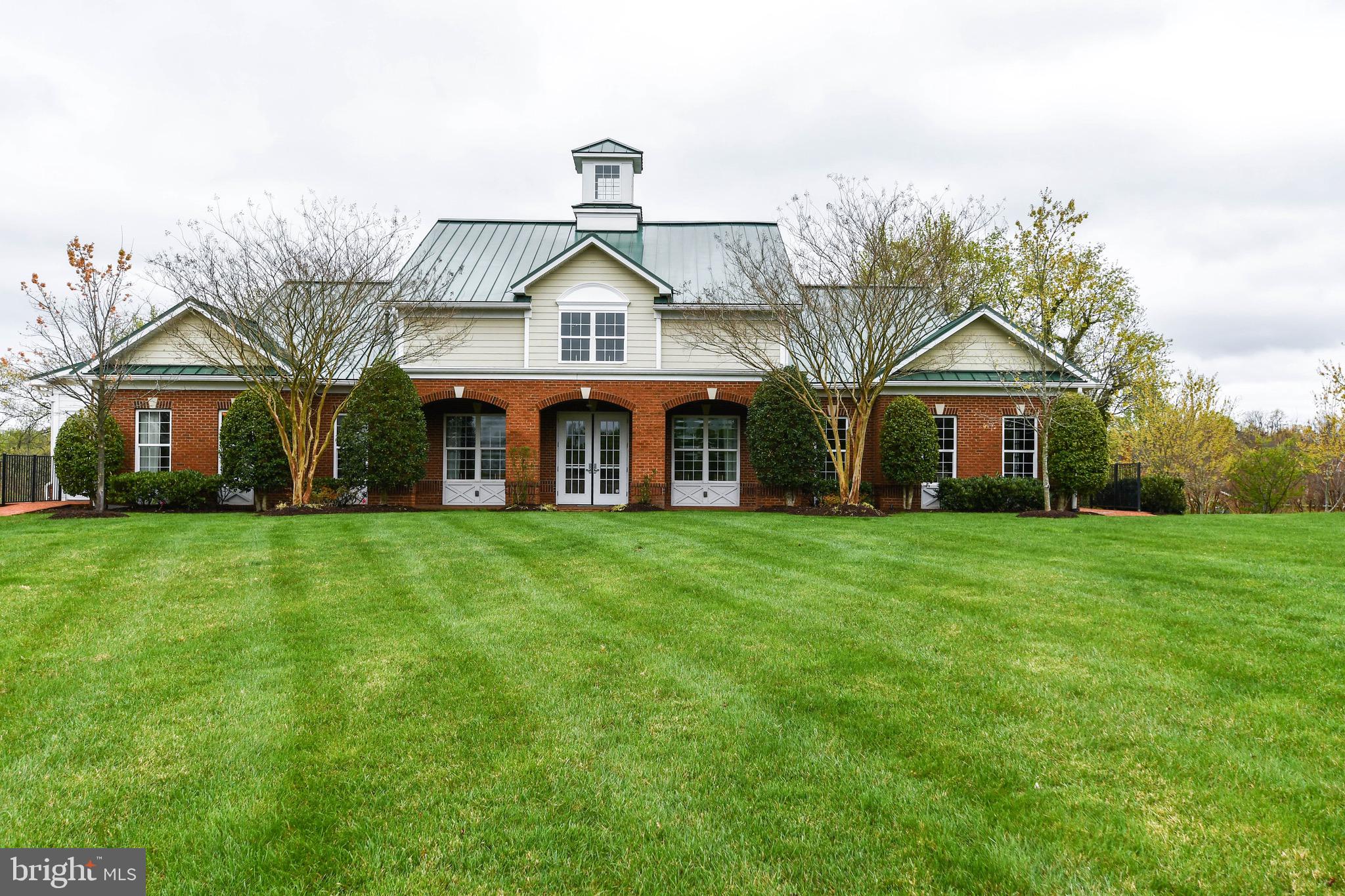 MARLBORO RIDGE - Residential