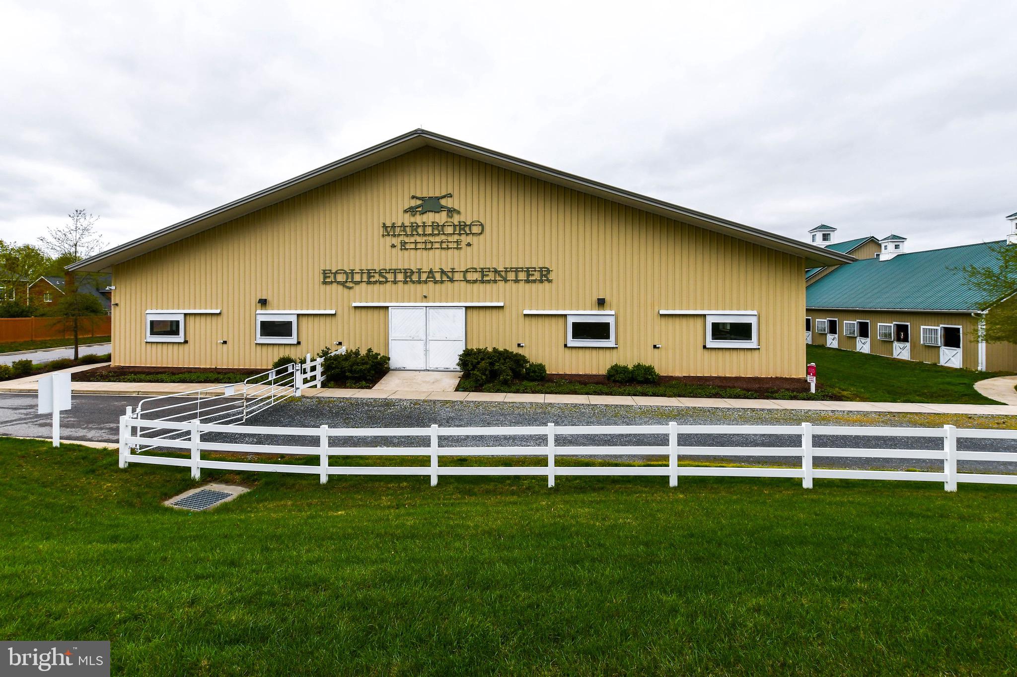 MARLBORO RIDGE - Residential