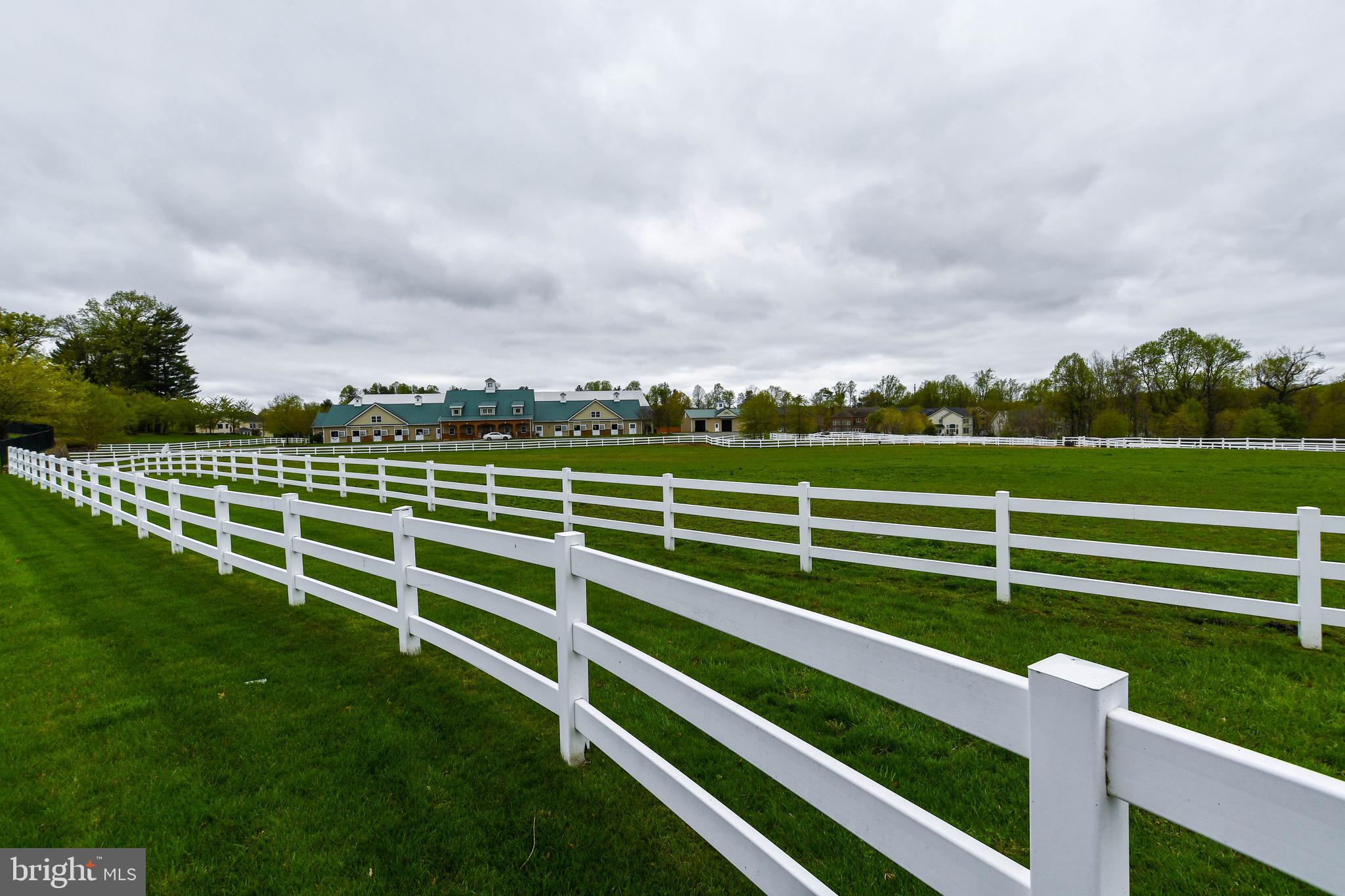 MARLBORO RIDGE - Residential