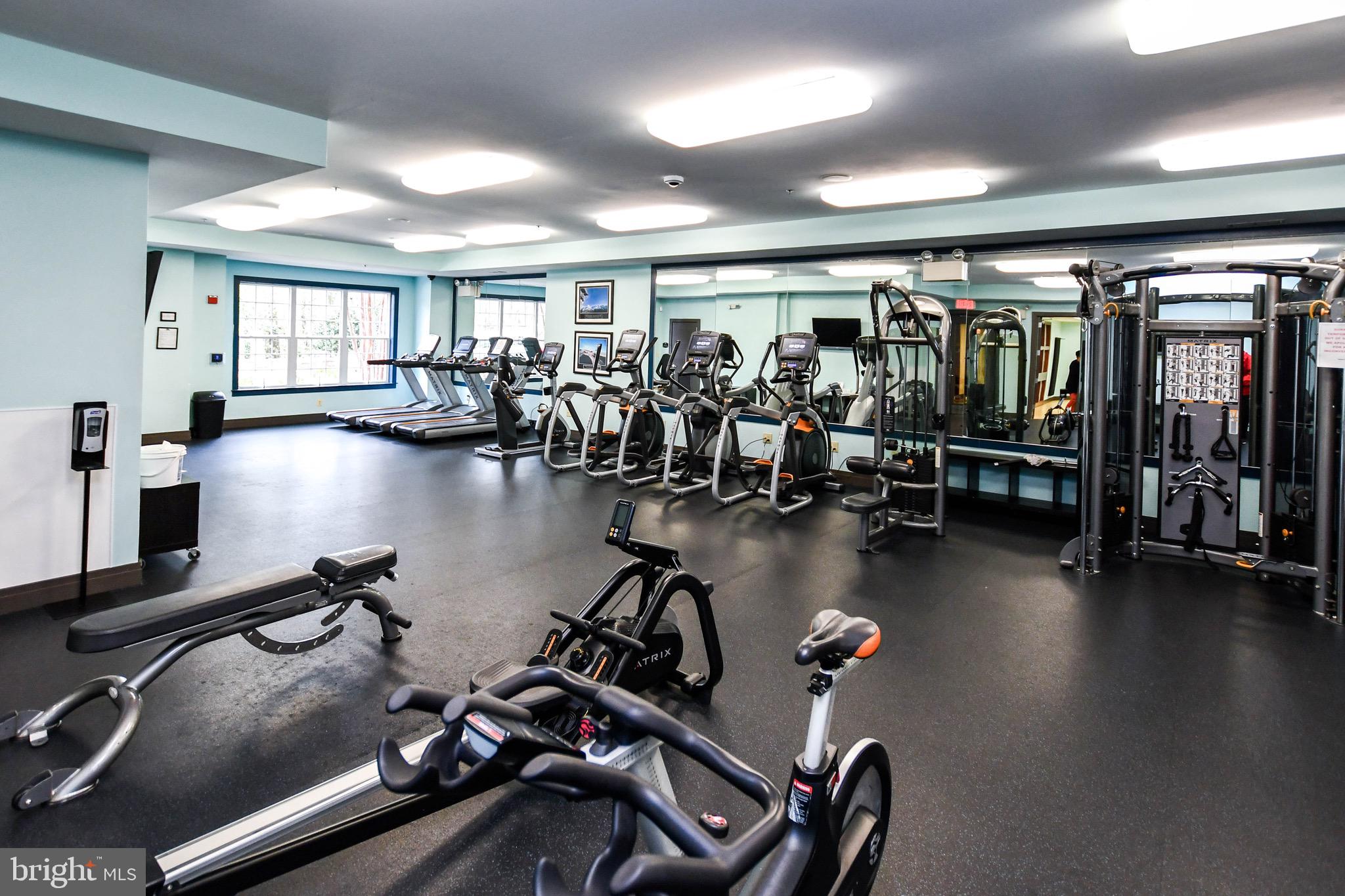 MARLBORO RIDGE - Residential