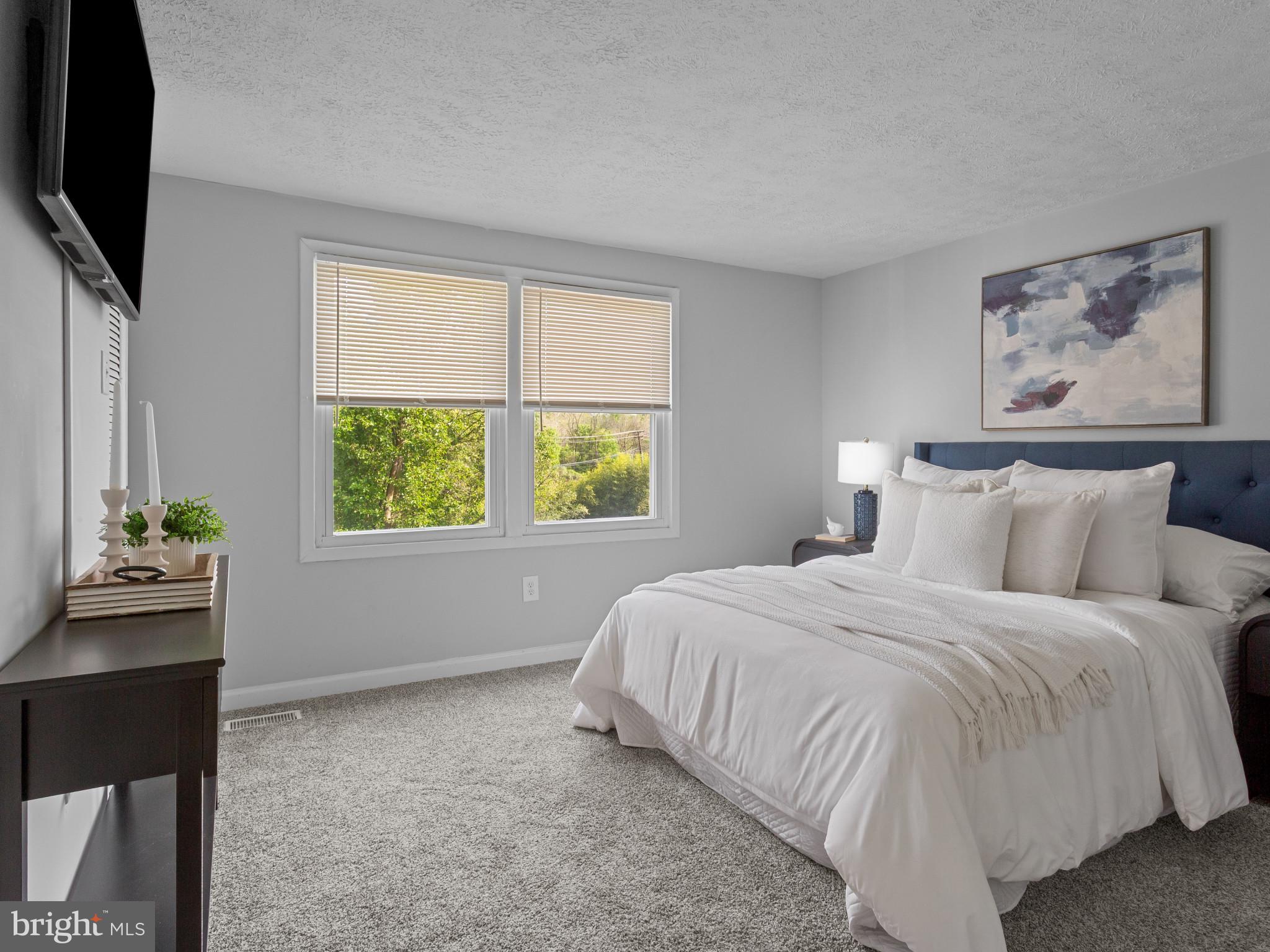 OAKLAND MILLS - Residential