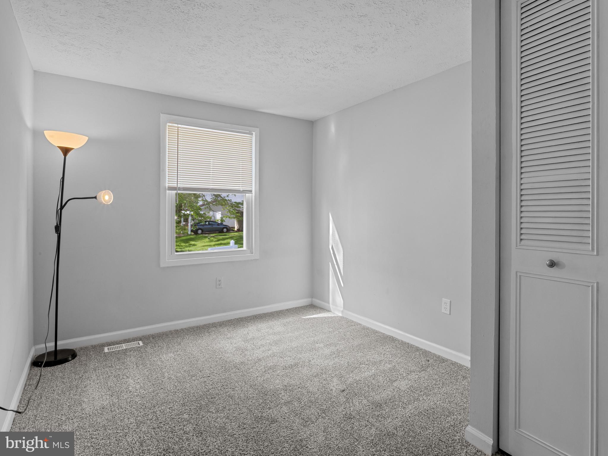 OAKLAND MILLS - Residential