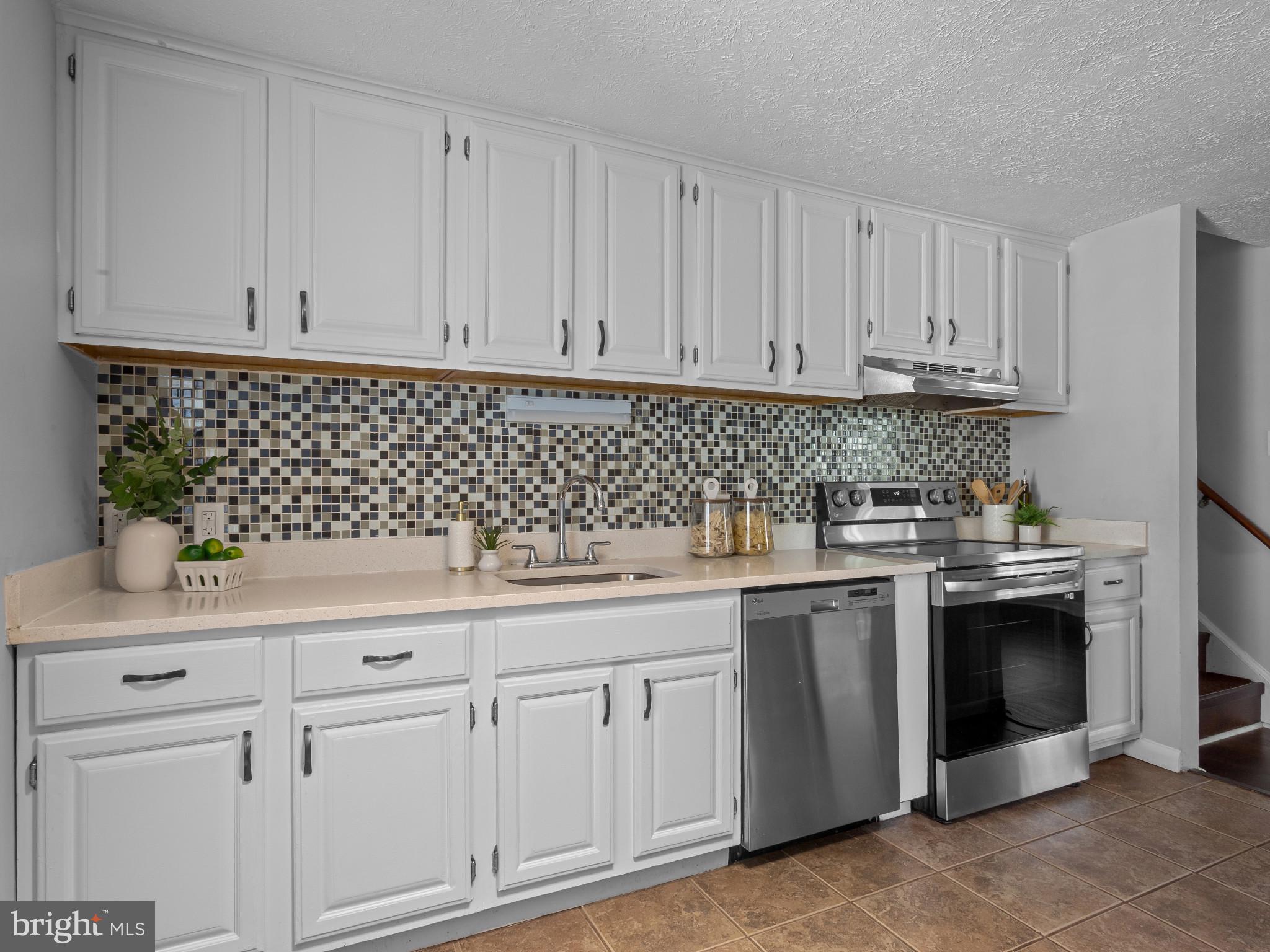 OAKLAND MILLS - Residential