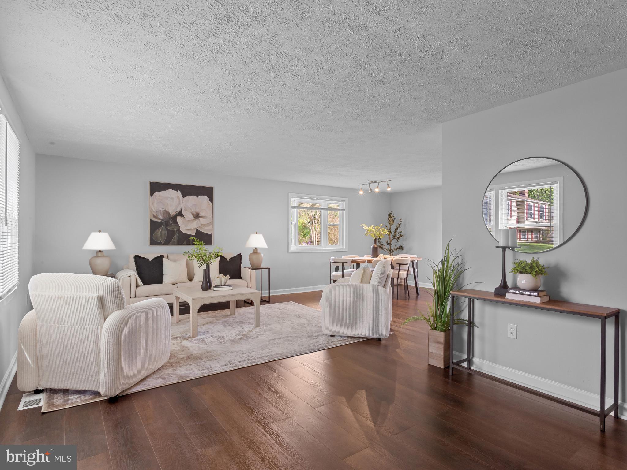 OAKLAND MILLS - Residential