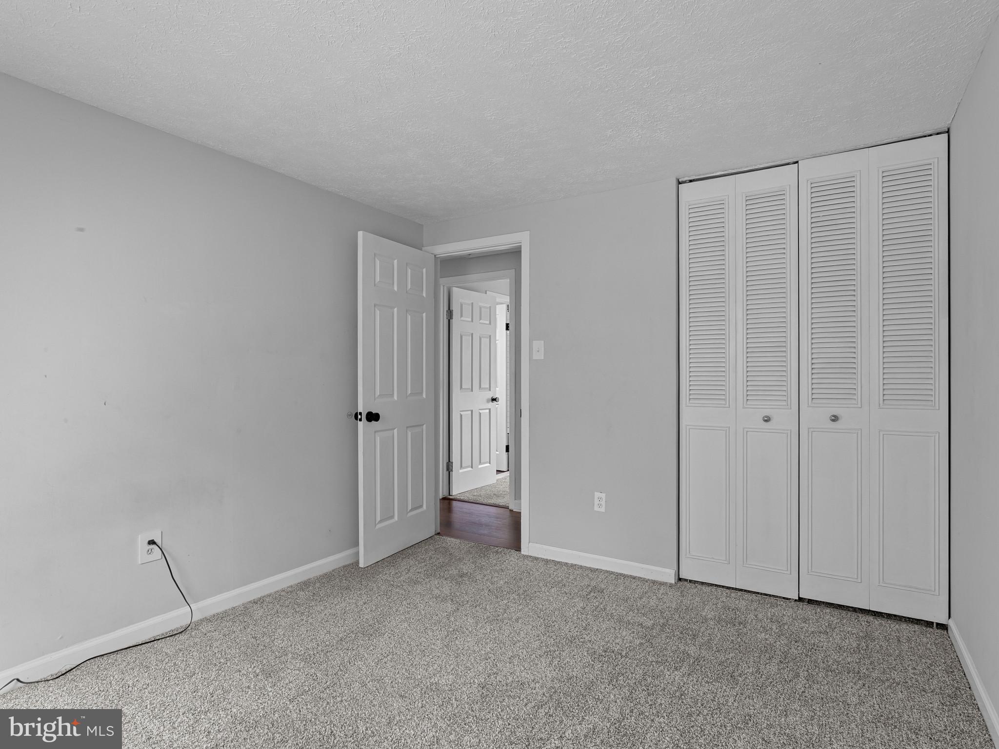 OAKLAND MILLS - Residential