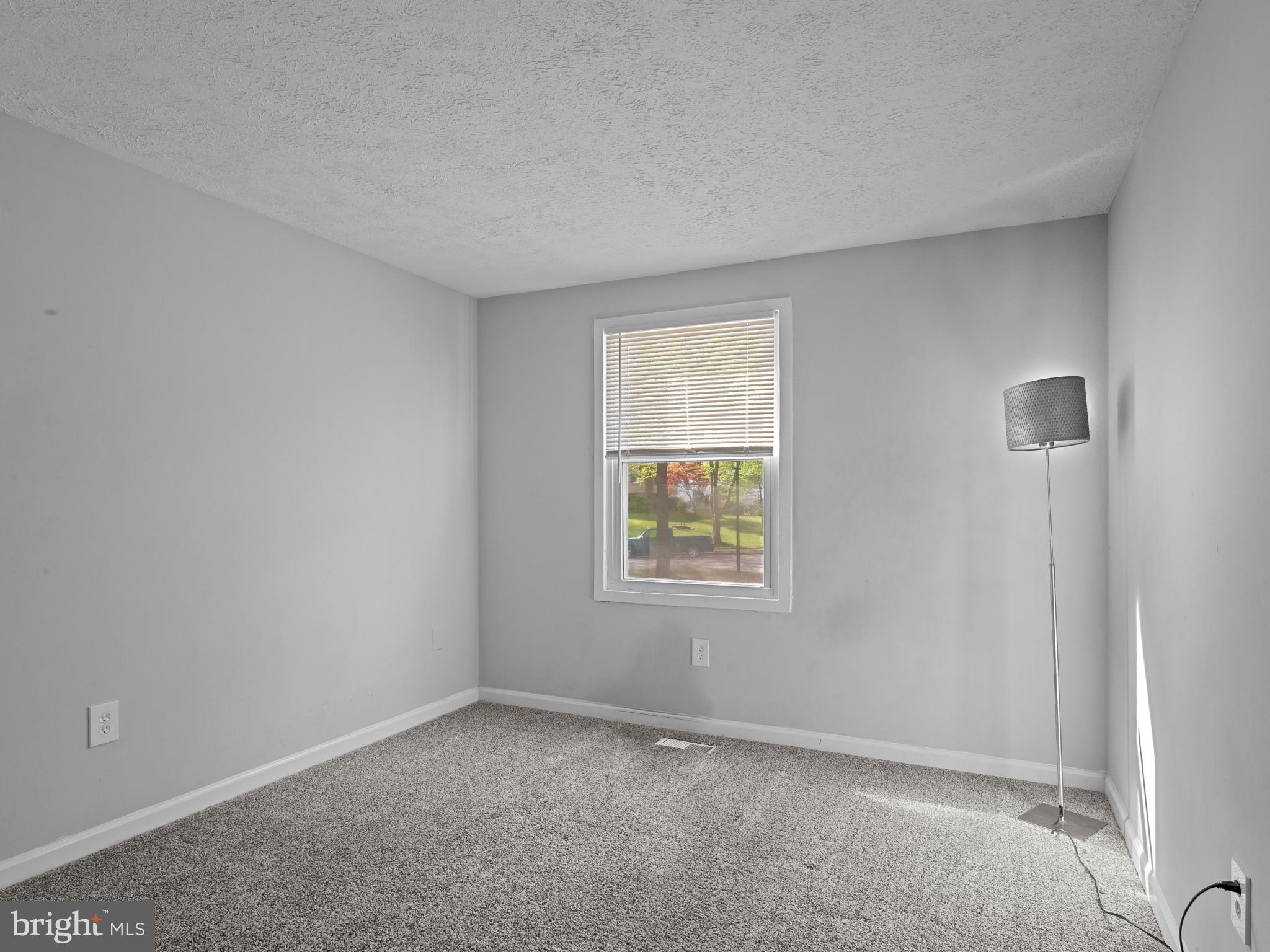 OAKLAND MILLS - Residential