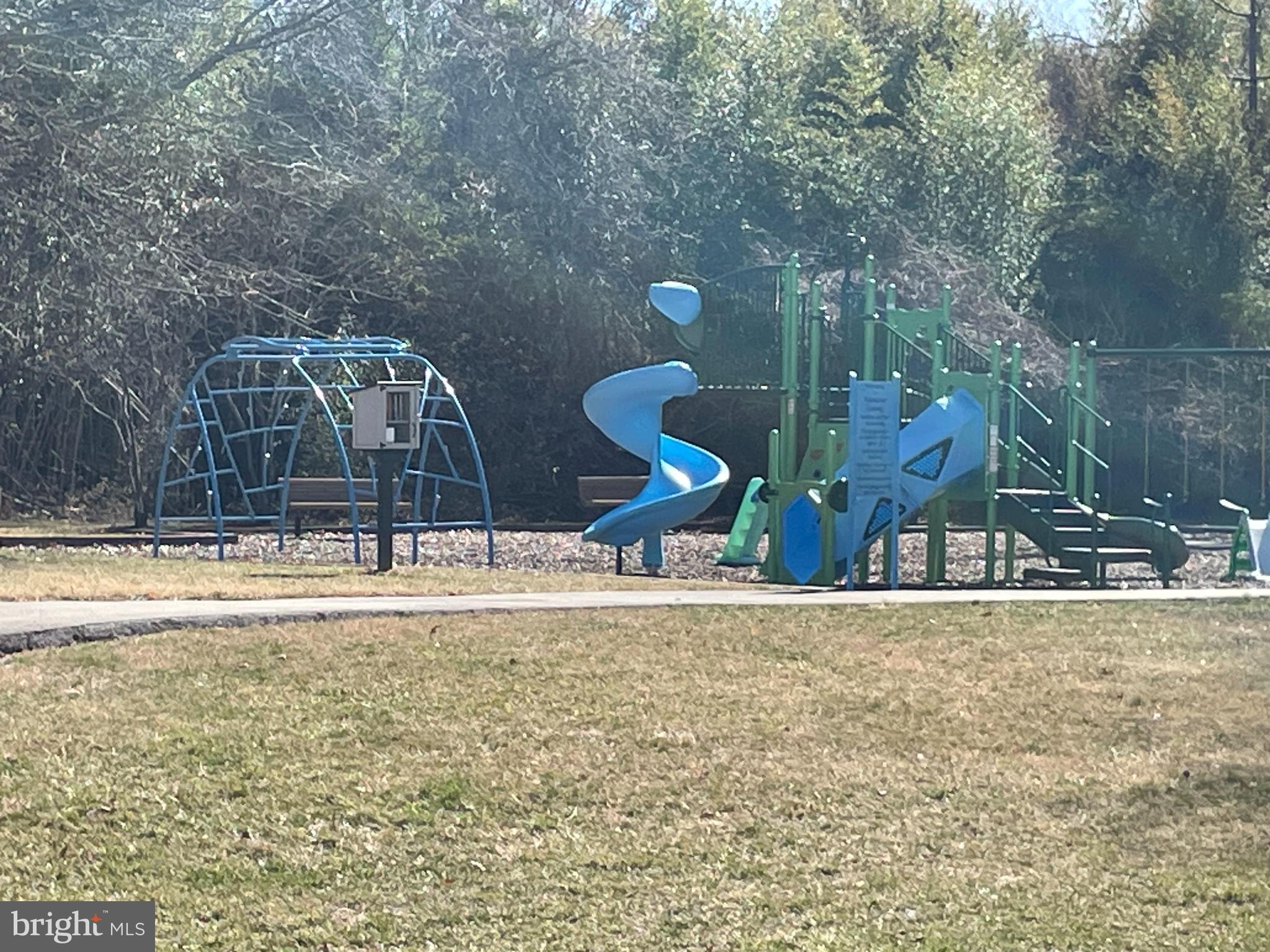 TIDEWATER COLONY - Residential Lease