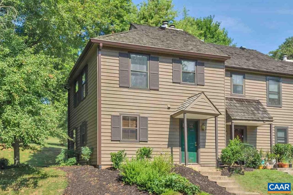 Photo of 718 Exton Ct, CHARLOTTESVILLE, VA 22901 (MLS # 676378)