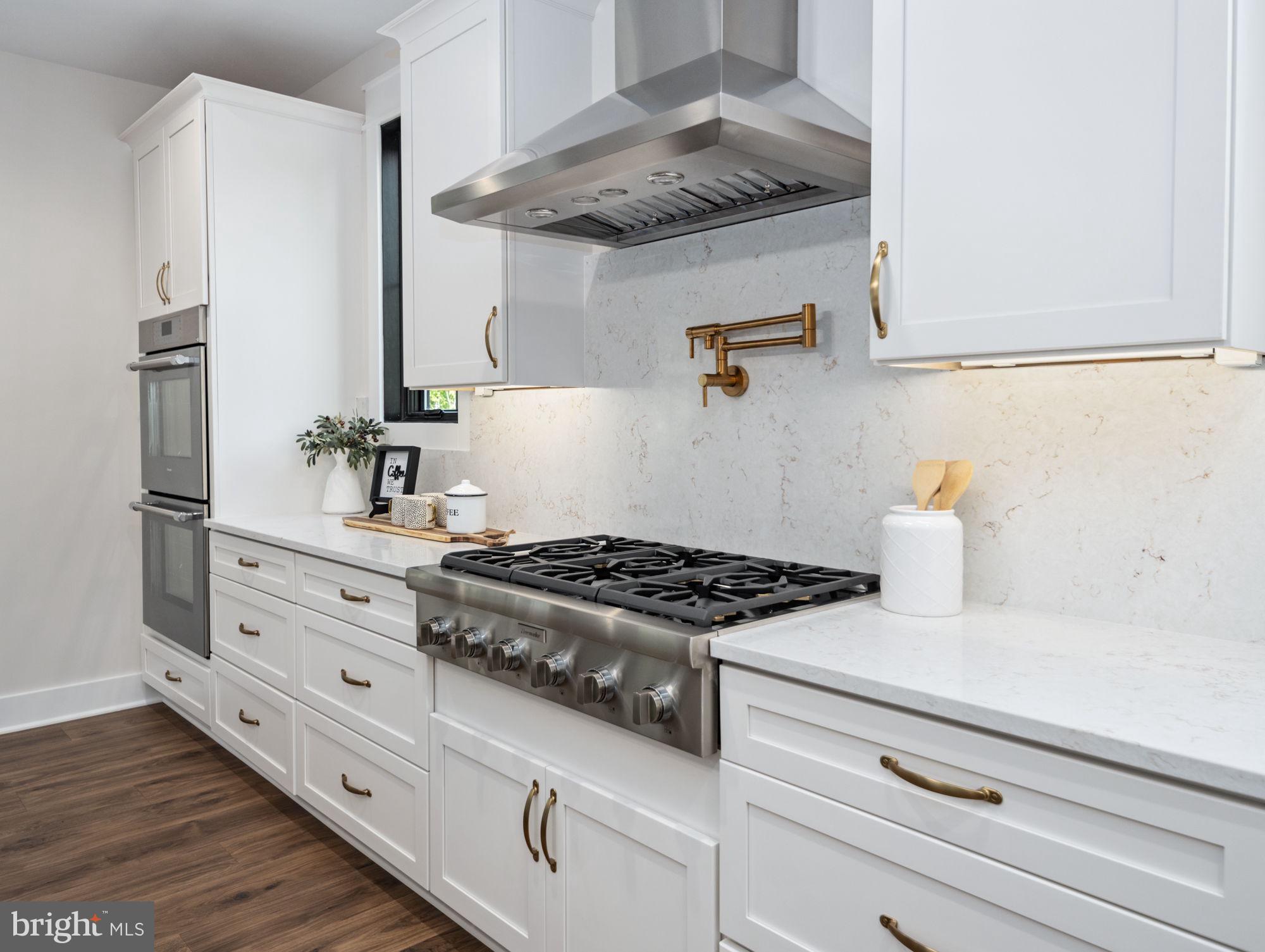 NOAHS LANDING - Residential