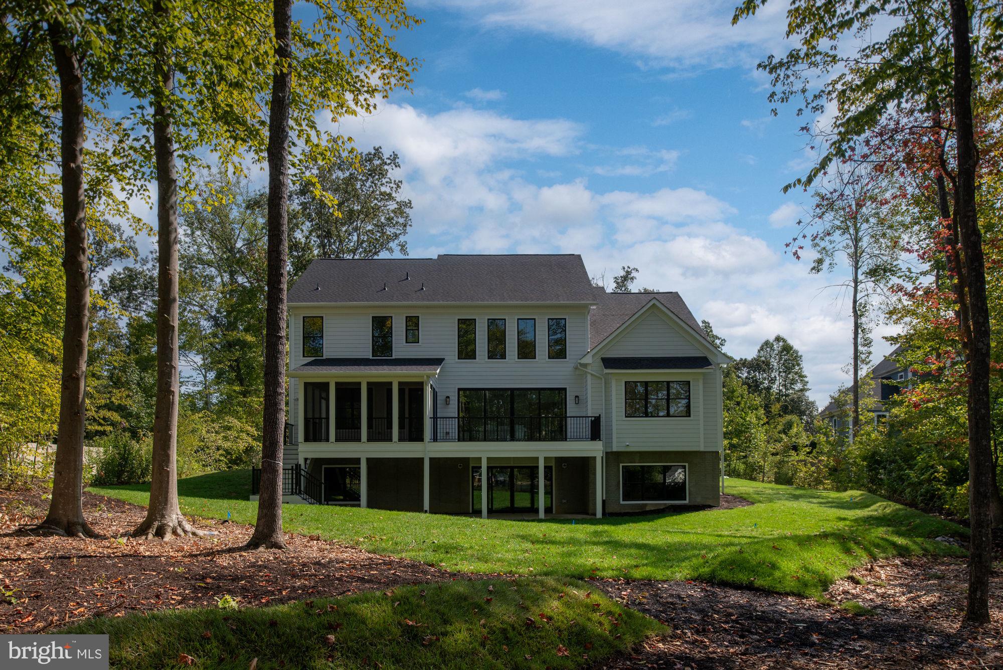 NOAHS LANDING - Residential