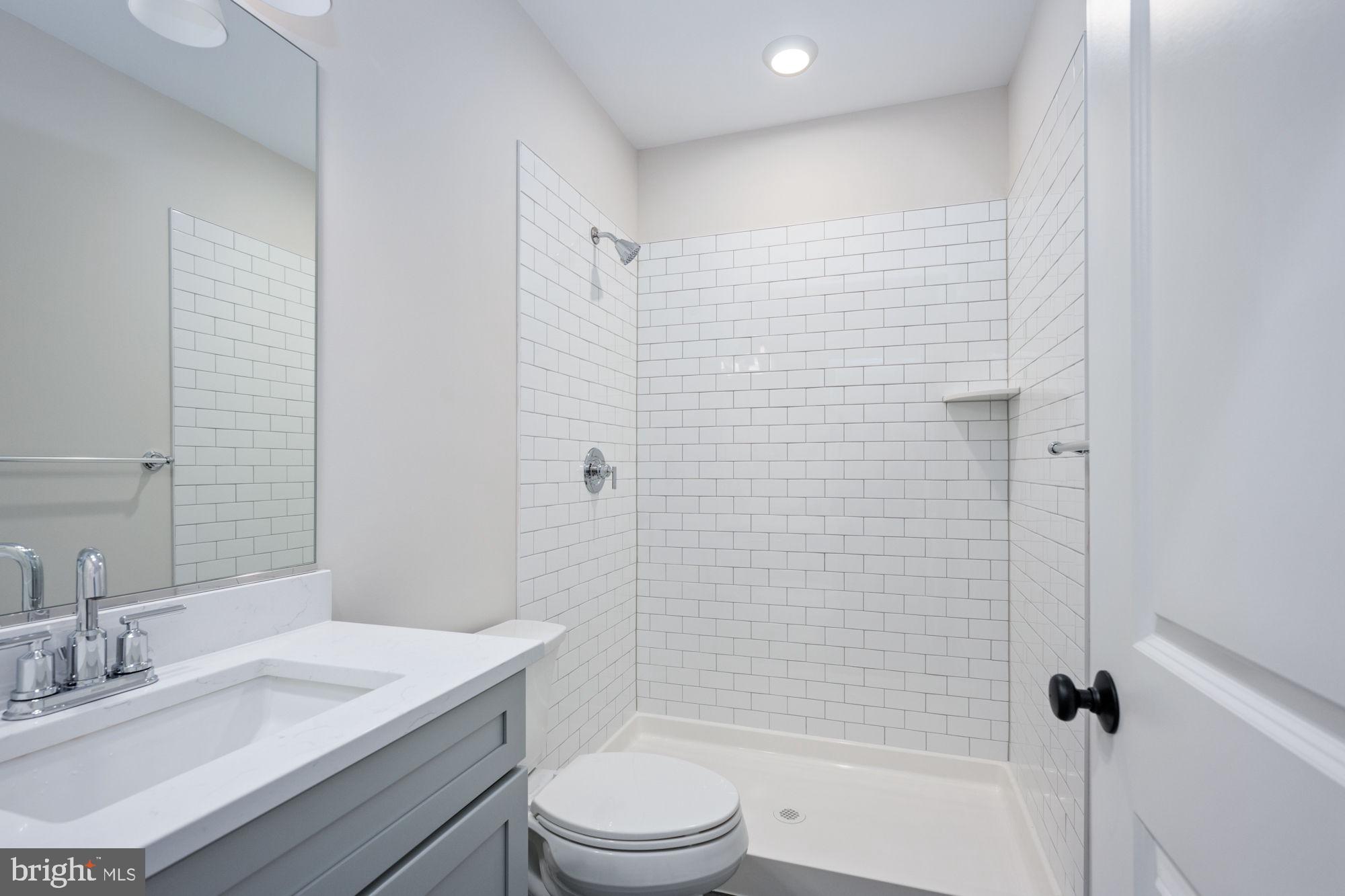 NOAHS LANDING - Residential