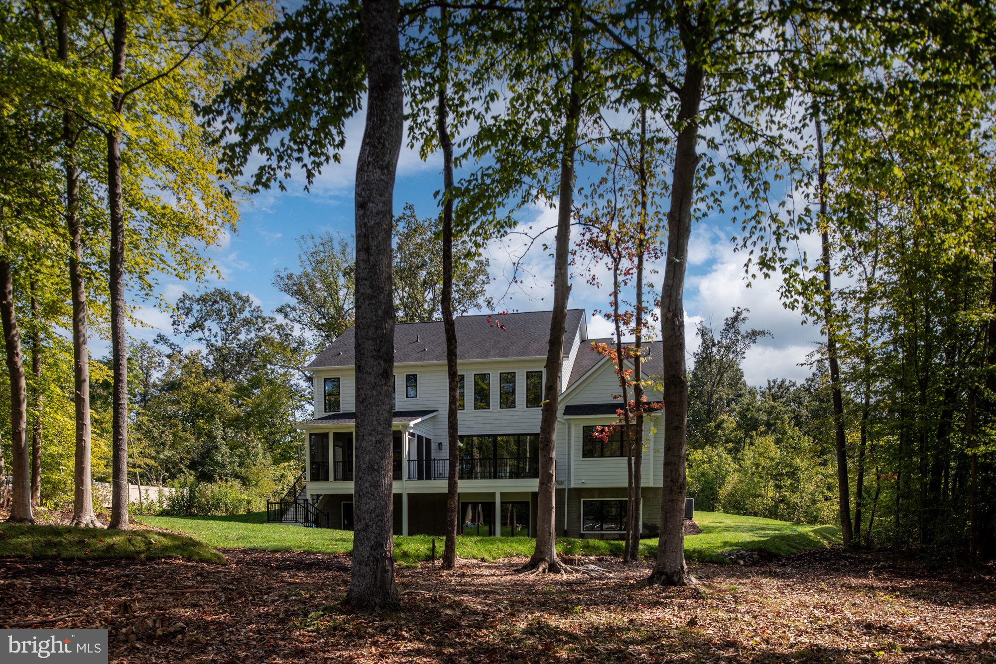 NOAHS LANDING - Residential