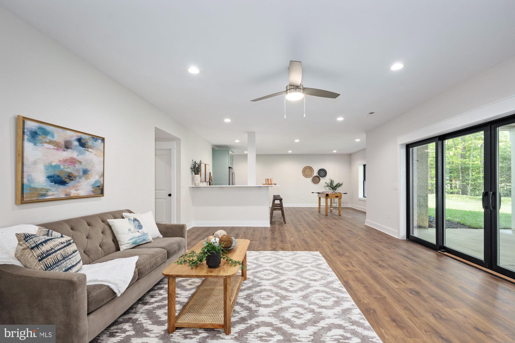 NOAHS LANDING - Residential