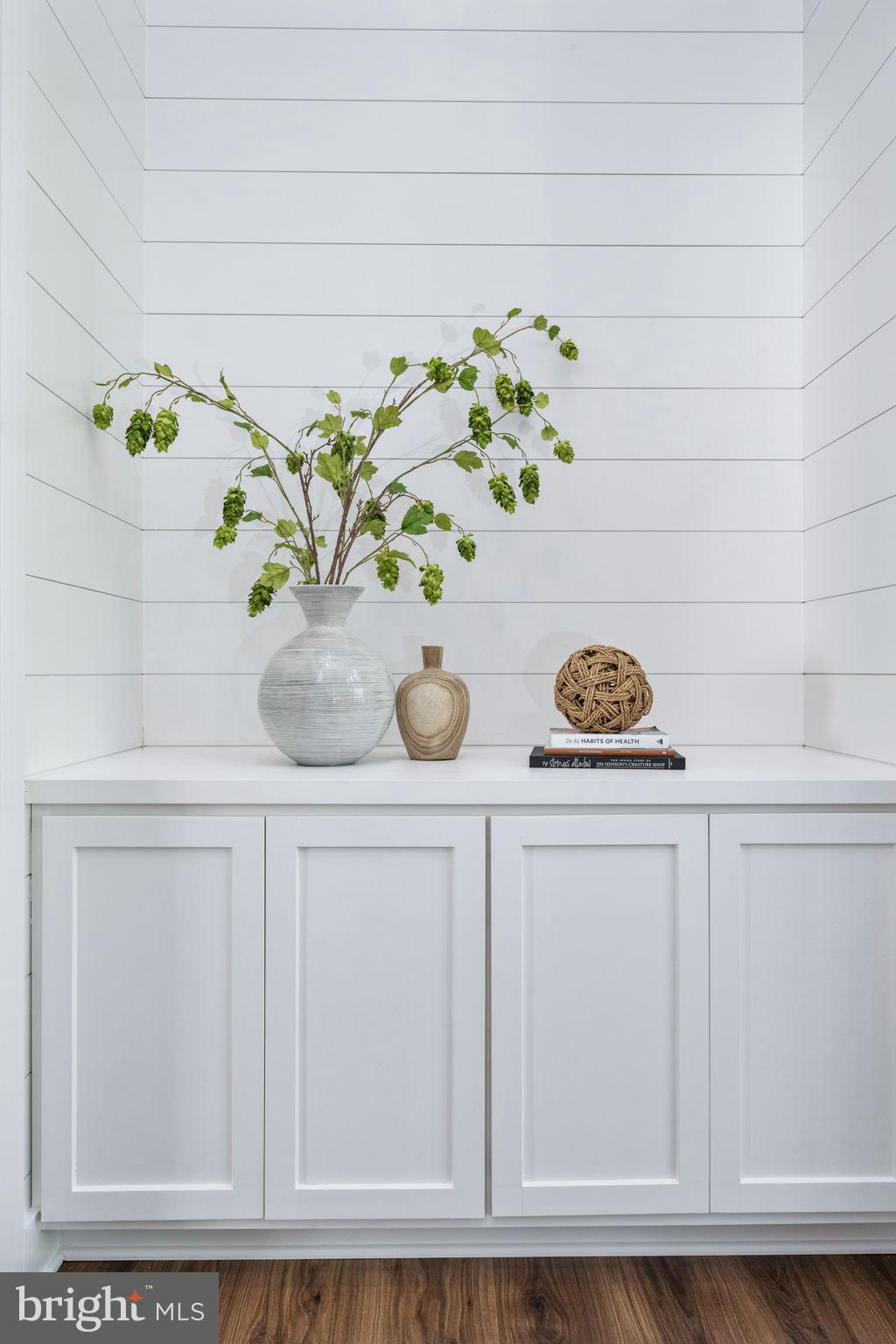 NOAHS LANDING - Residential