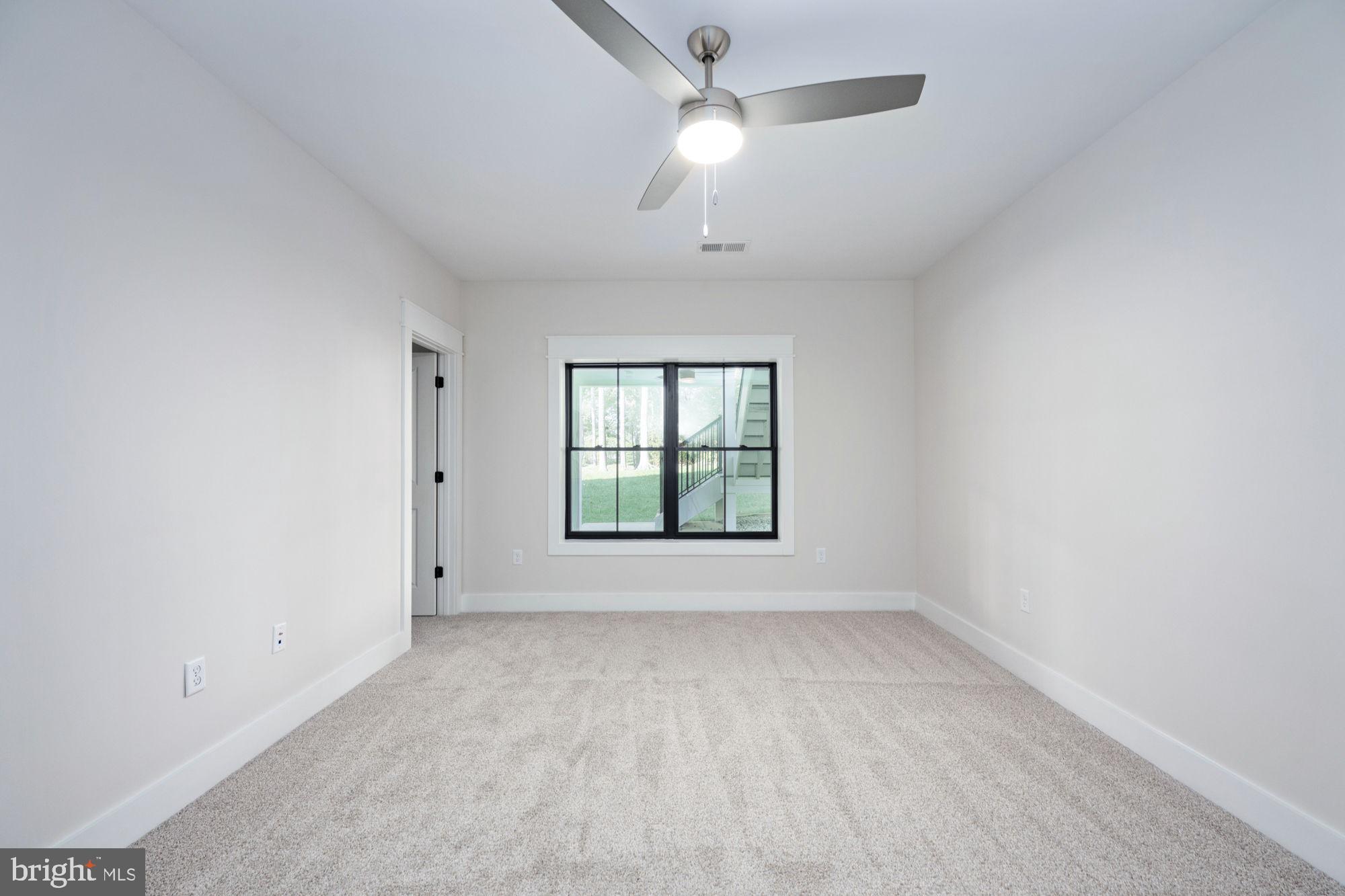 NOAHS LANDING - Residential