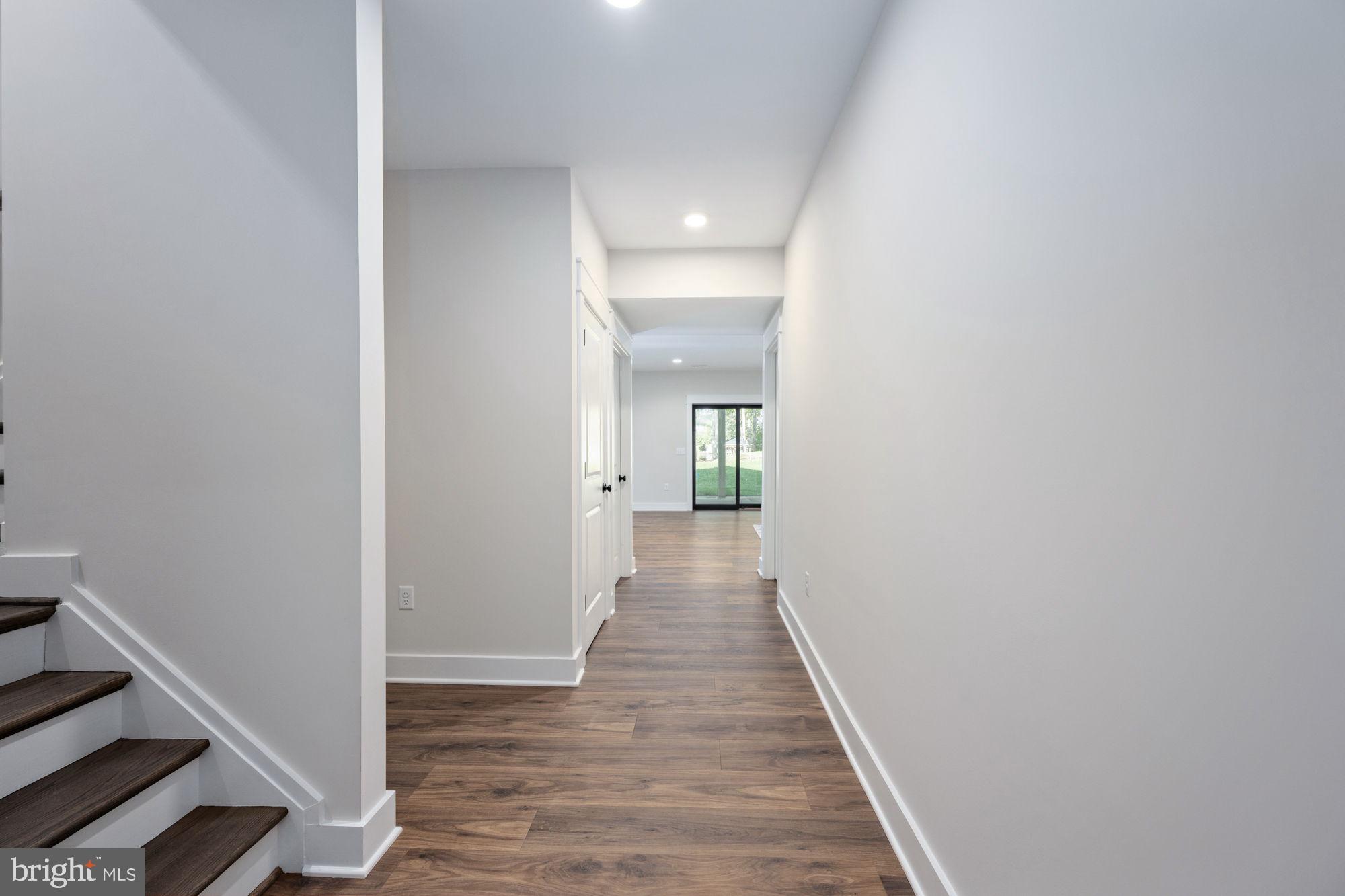 NOAHS LANDING - Residential