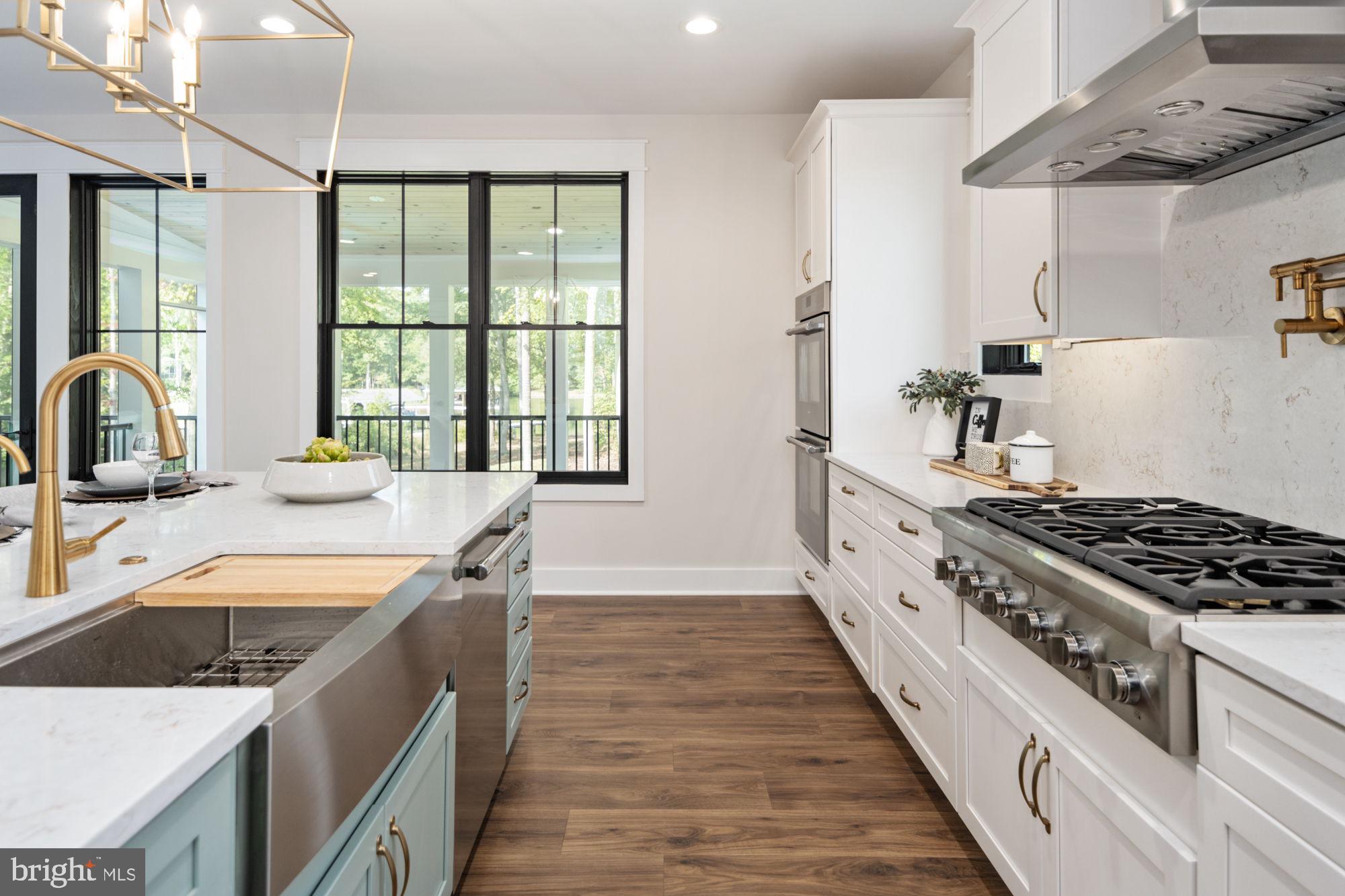 NOAHS LANDING - Residential