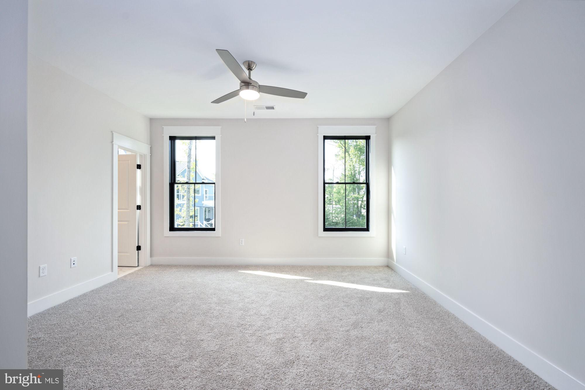 NOAHS LANDING - Residential