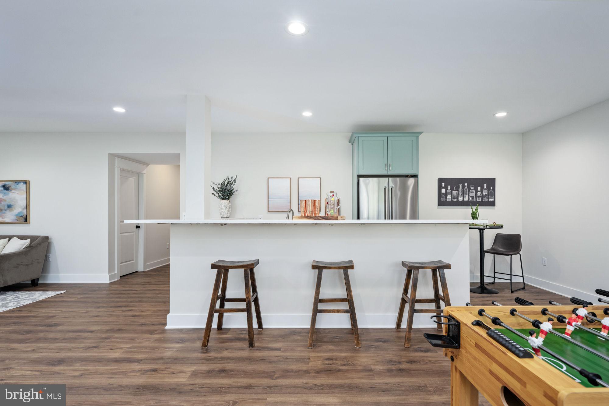 NOAHS LANDING - Residential