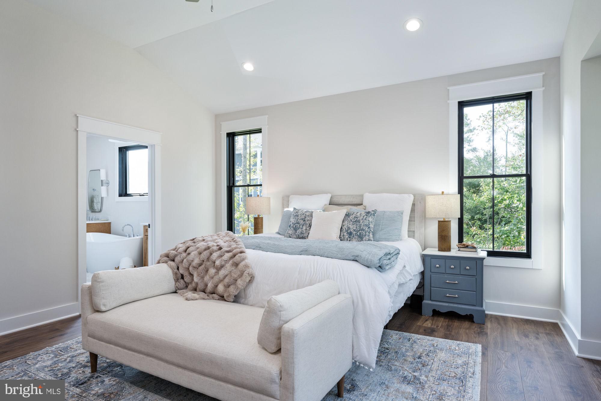 NOAHS LANDING - Residential