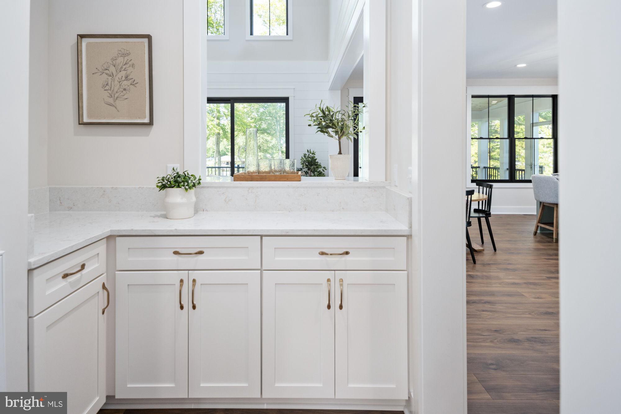 NOAHS LANDING - Residential