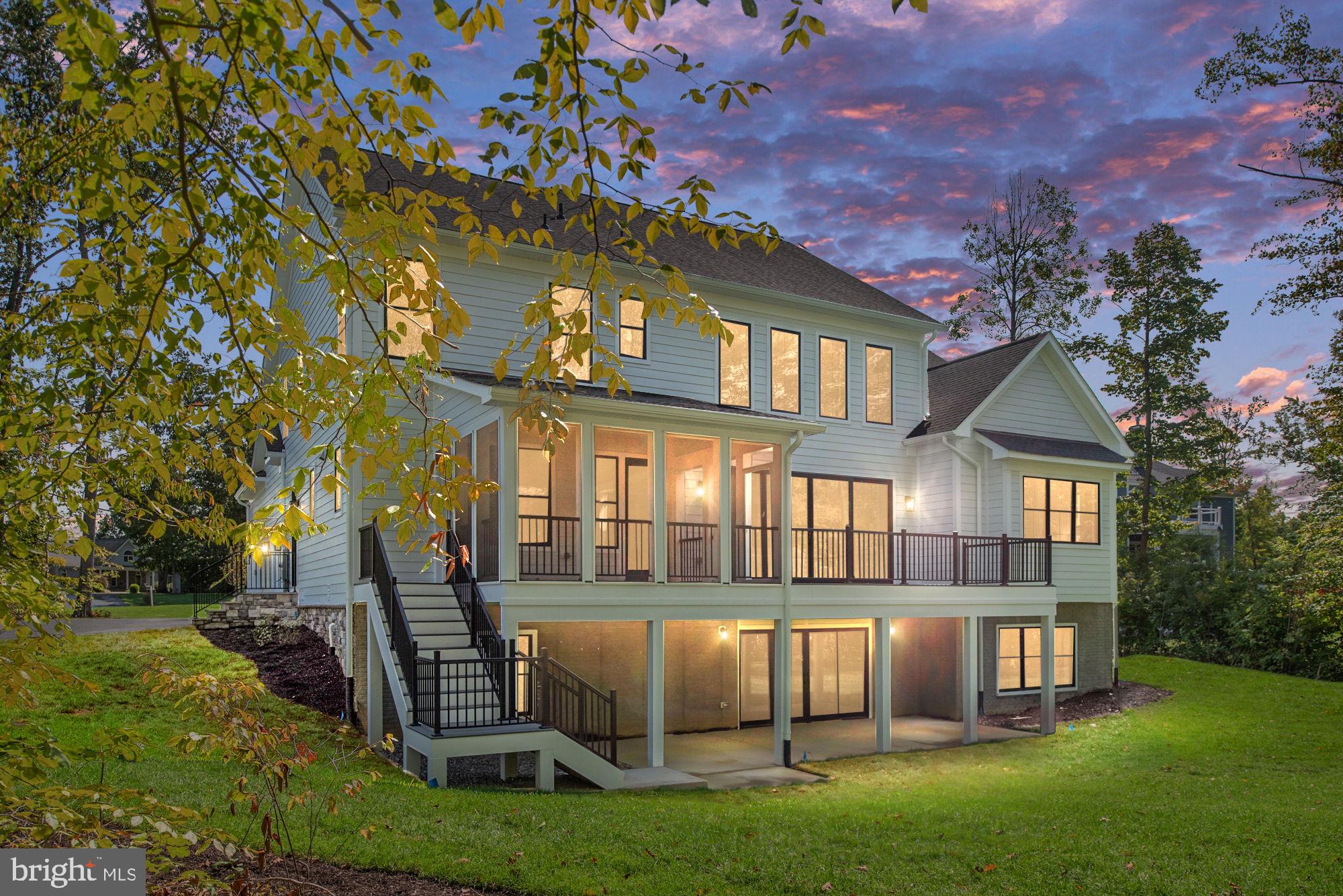 NOAHS LANDING - Residential