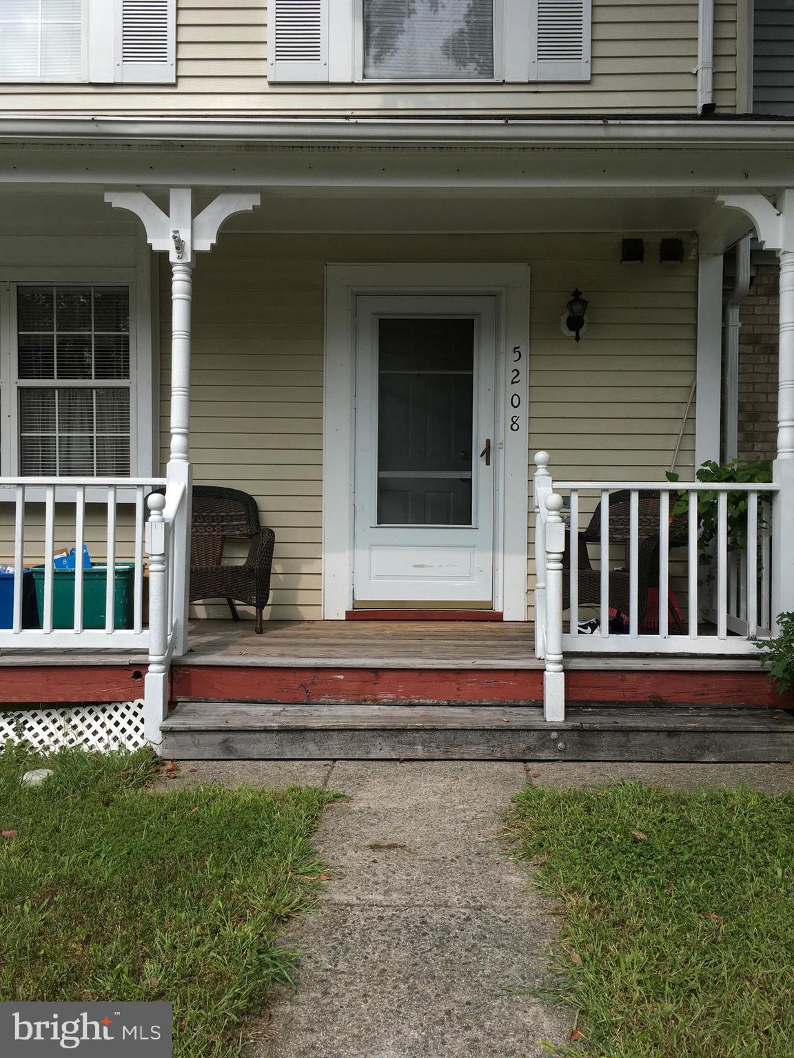 DALE CITY - Residential Lease