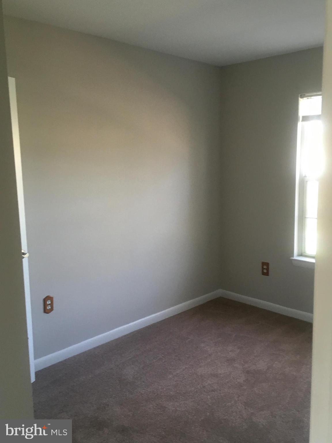 DALE CITY - Residential Lease