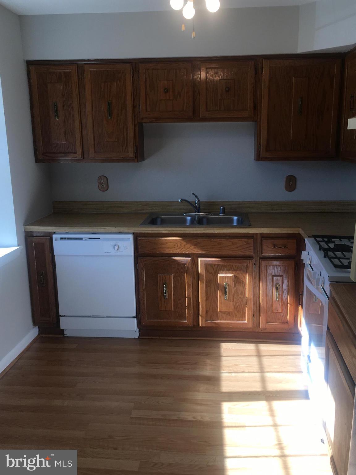 DALE CITY - Residential Lease