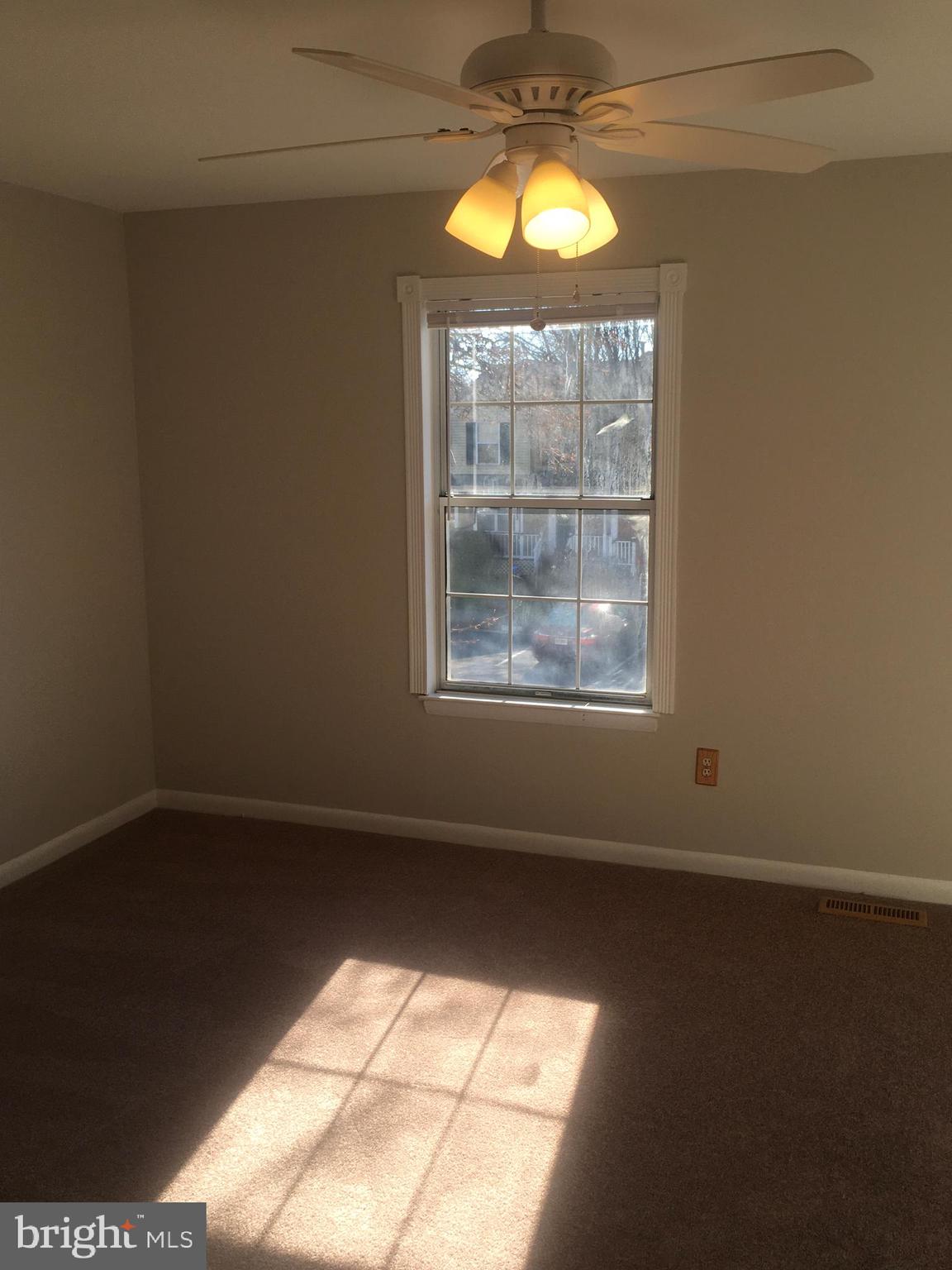 DALE CITY - Residential Lease