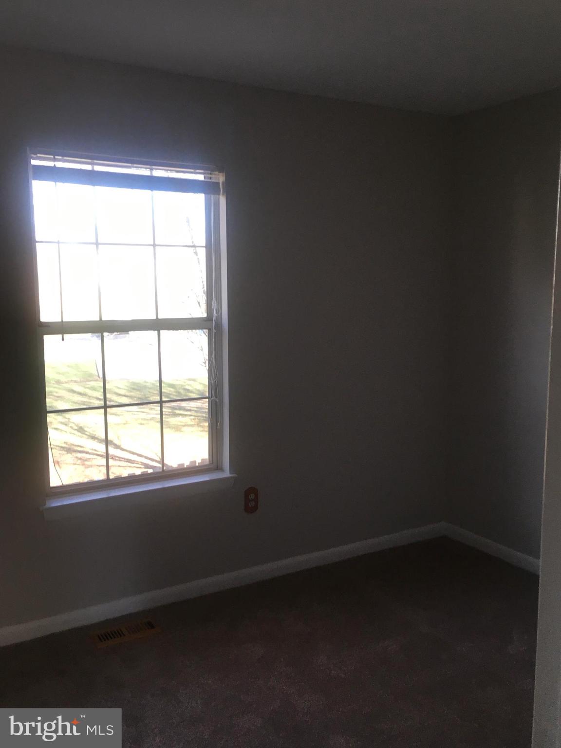 DALE CITY - Residential Lease