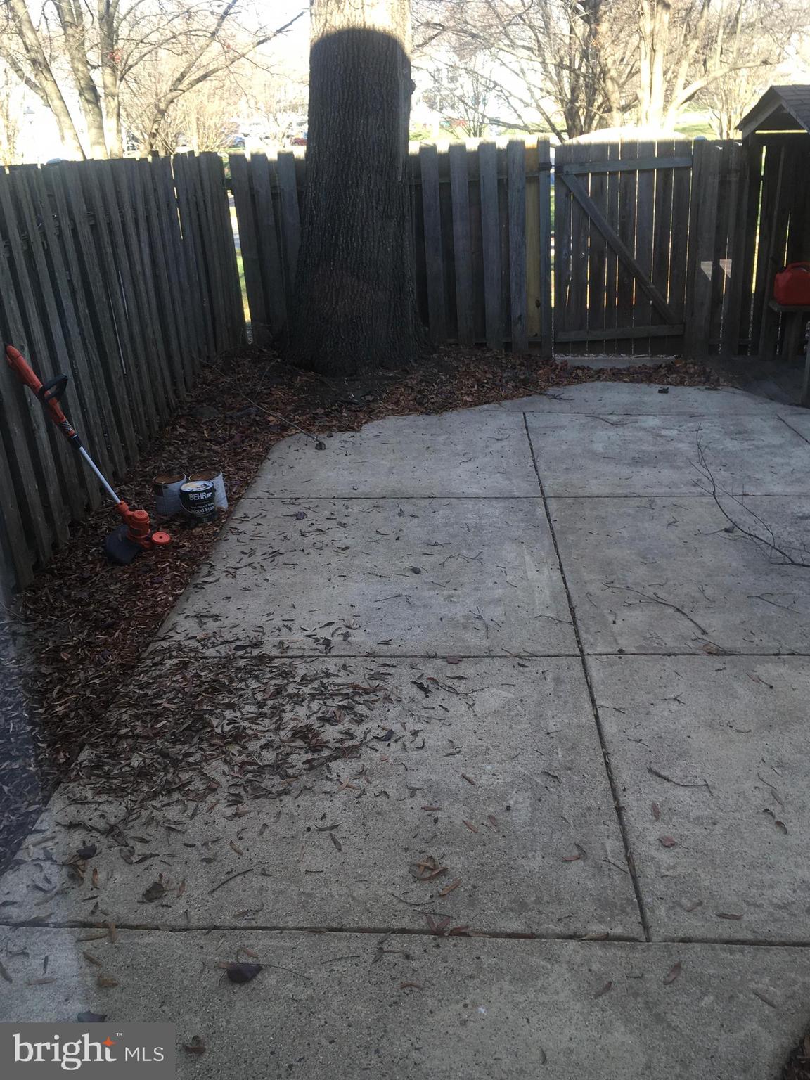 DALE CITY - Residential Lease