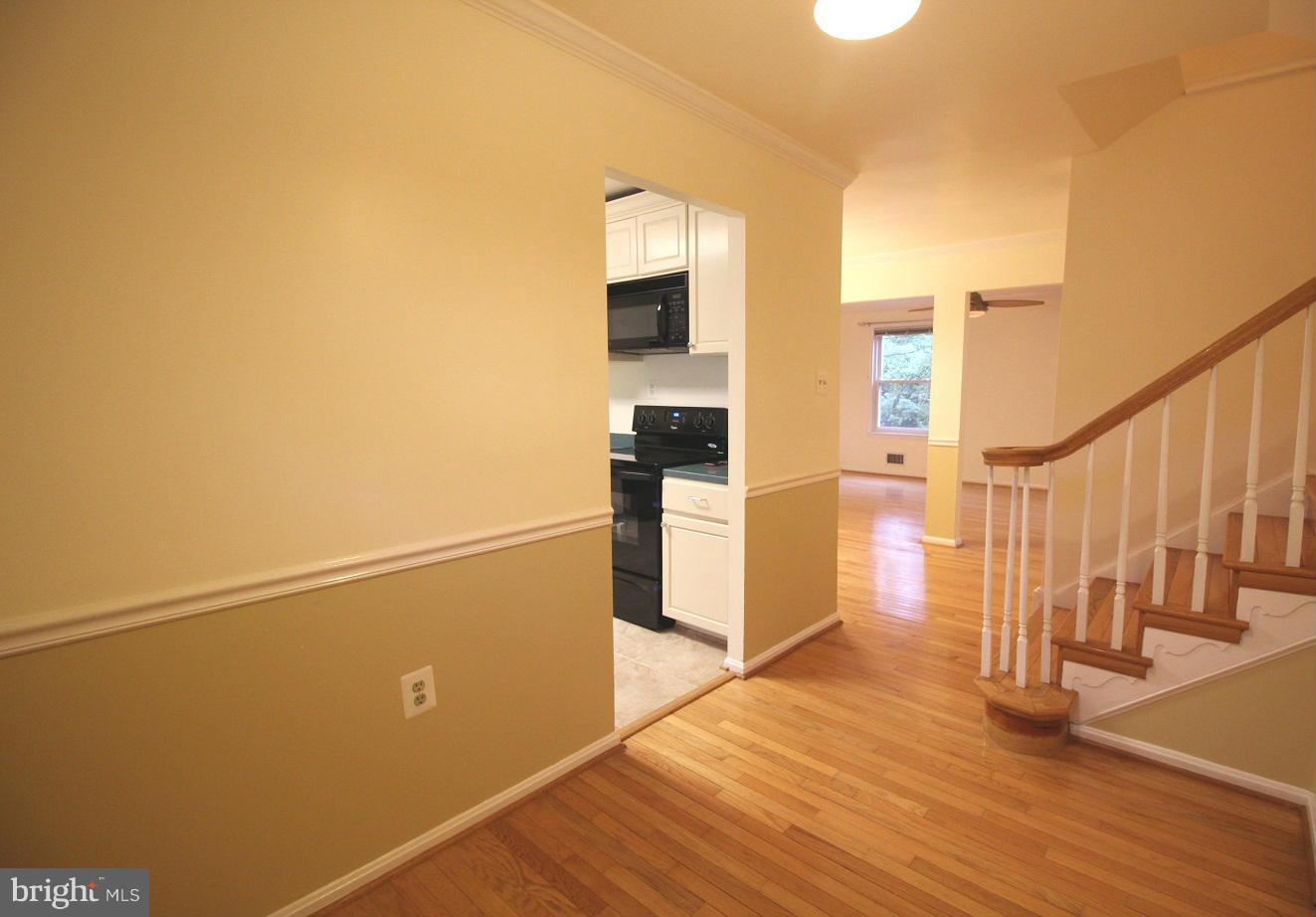 HERITAGE SQUARE - Residential