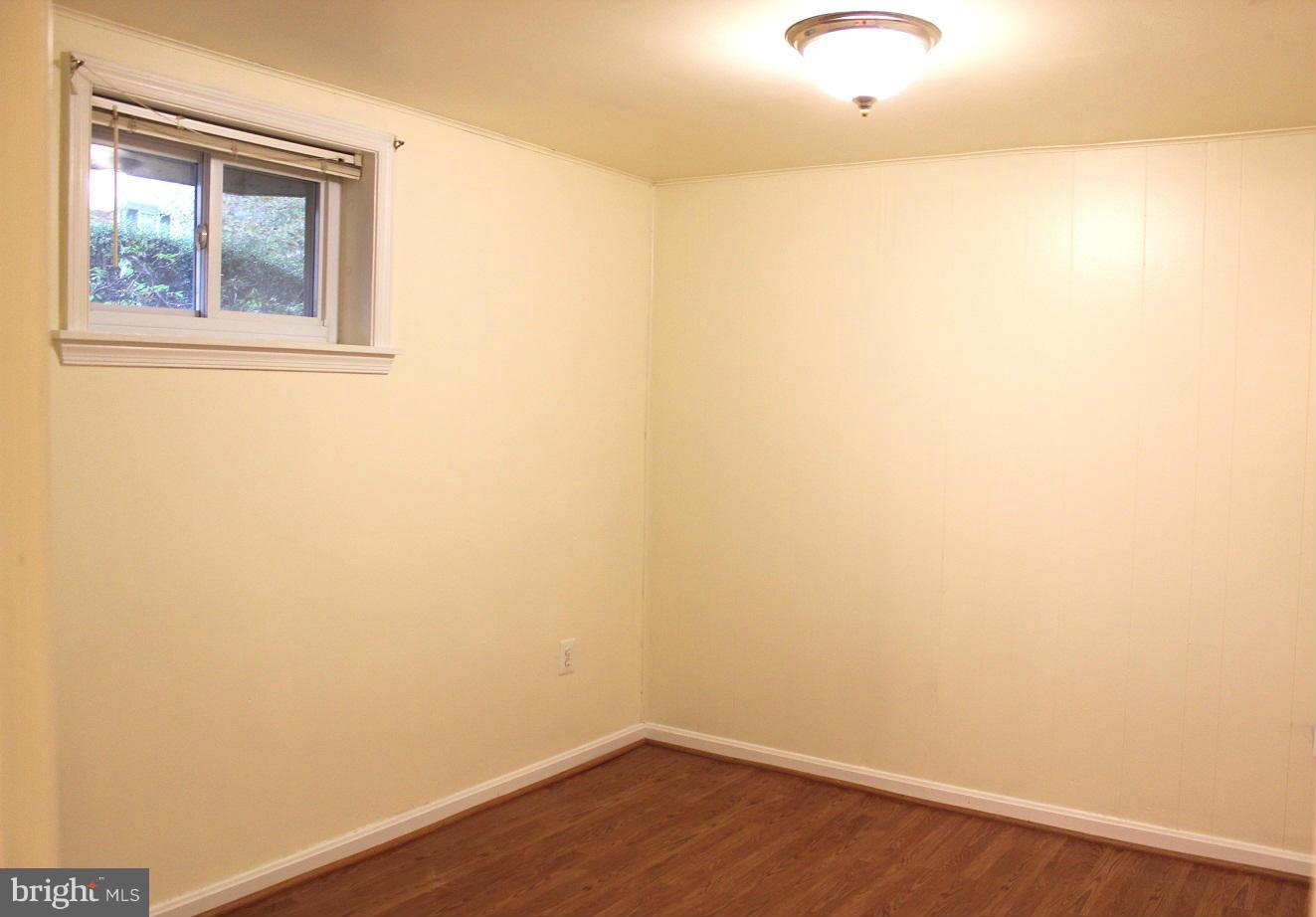 HERITAGE SQUARE - Residential