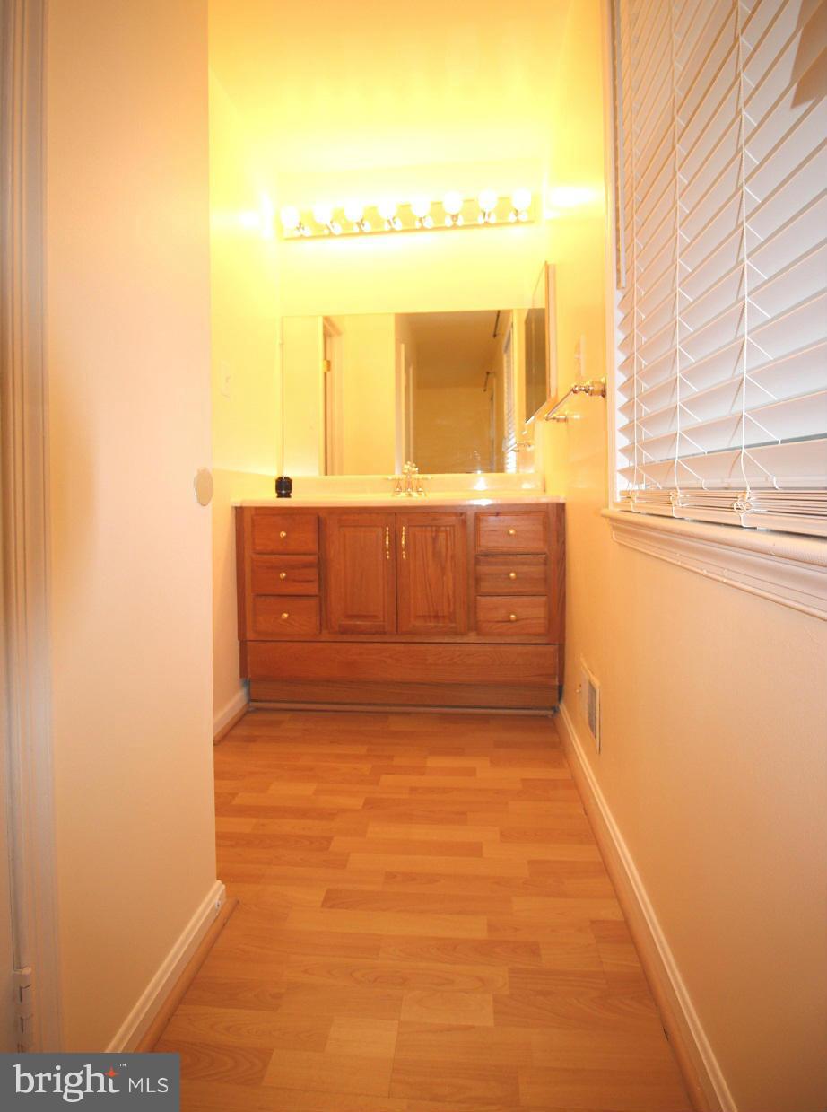 HERITAGE SQUARE - Residential