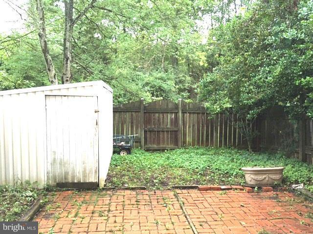 HERITAGE SQUARE - Residential