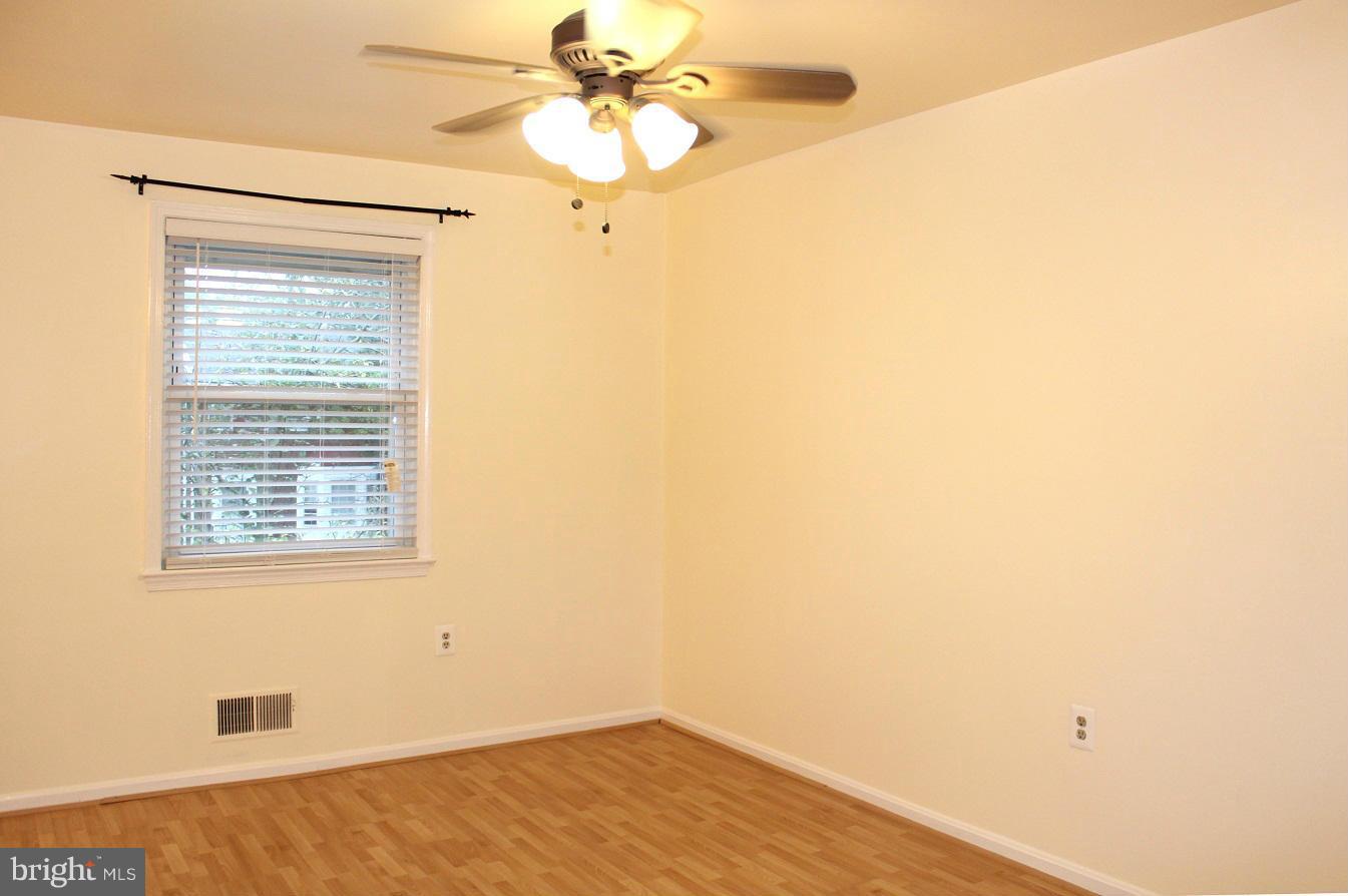 HERITAGE SQUARE - Residential