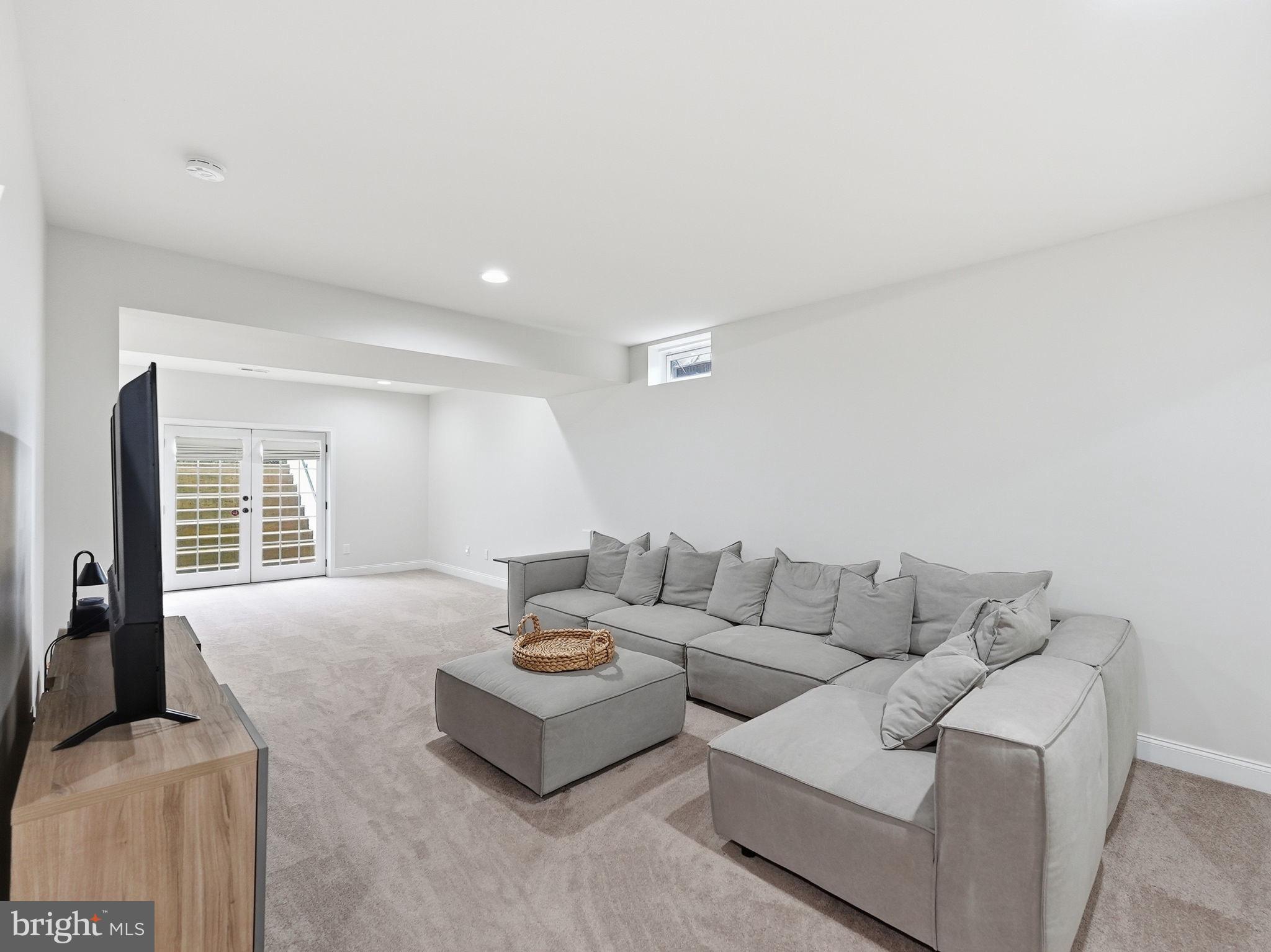 DOMINION VALLEY - Residential