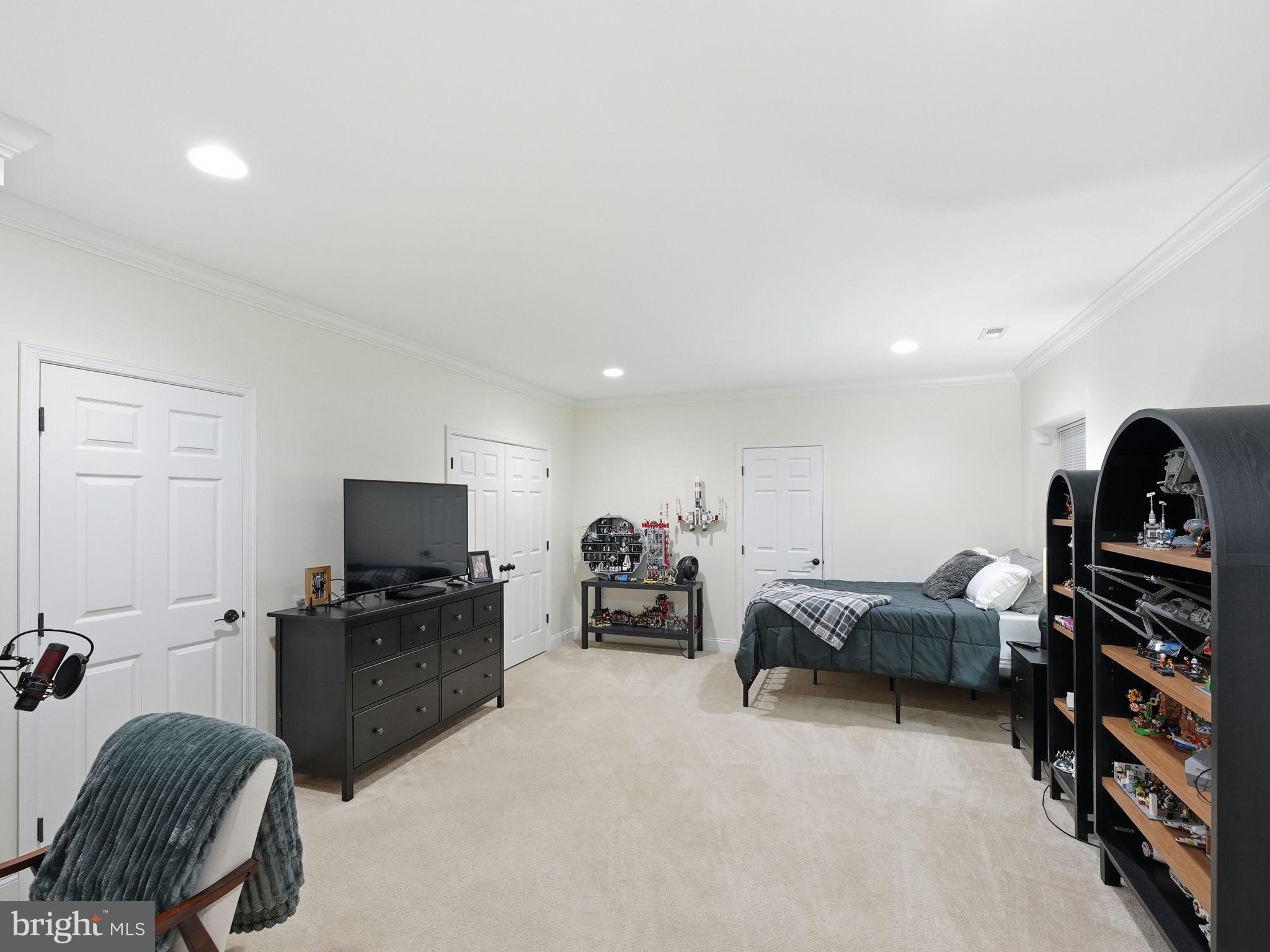 DOMINION VALLEY - Residential