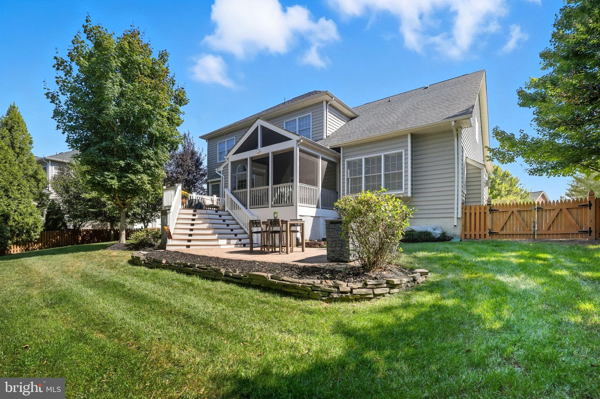 DOMINION VALLEY - Residential