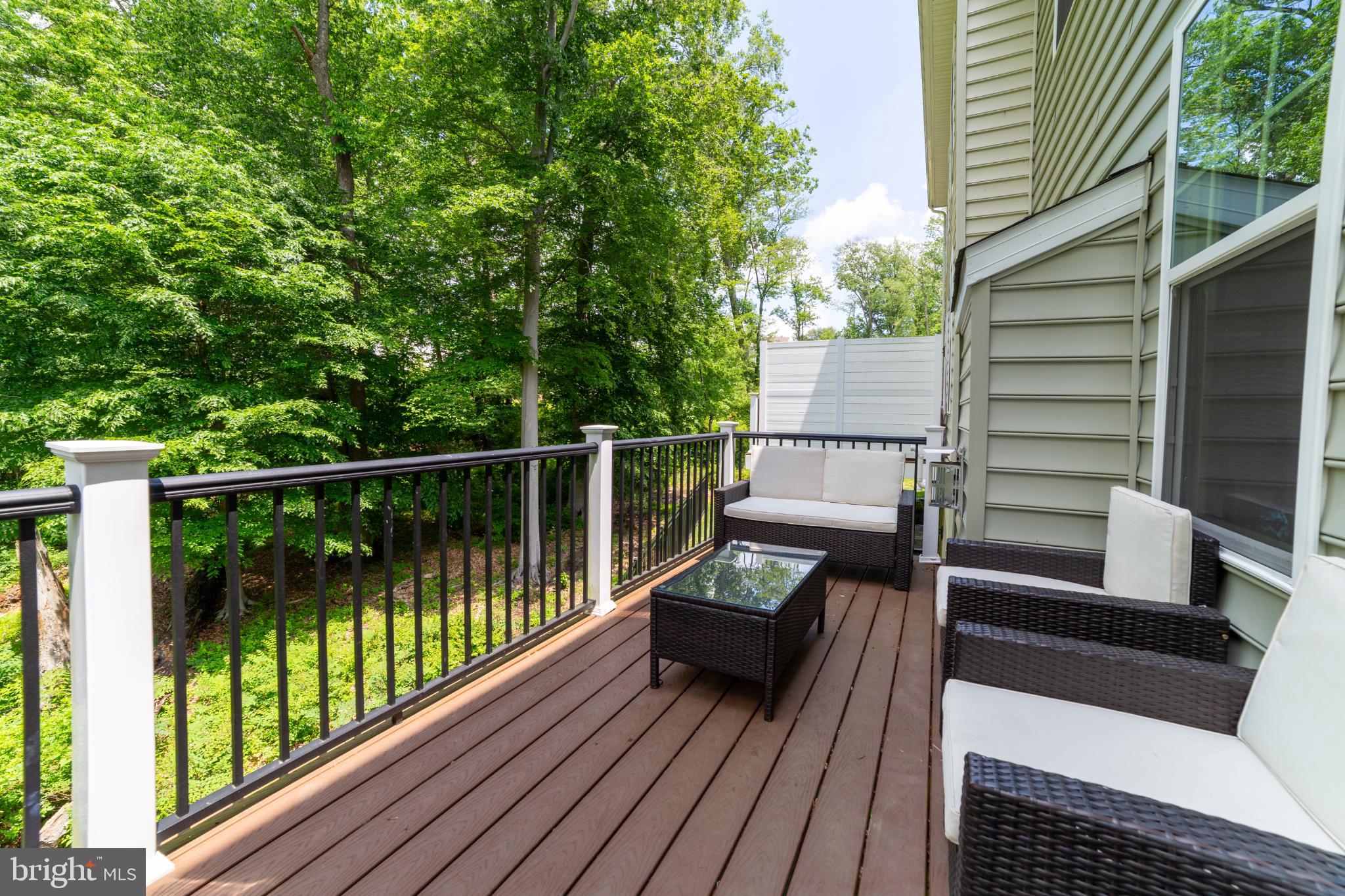 233 W PONDS EDGE DRIVE