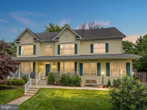 Photo of 3107 Moore Lane, Kensington, MD 20895 (MLS # MDMC2131724) Photo of 3107 Moore Lane, Kensington, MD 20895 (MLS # MDMC2131724)