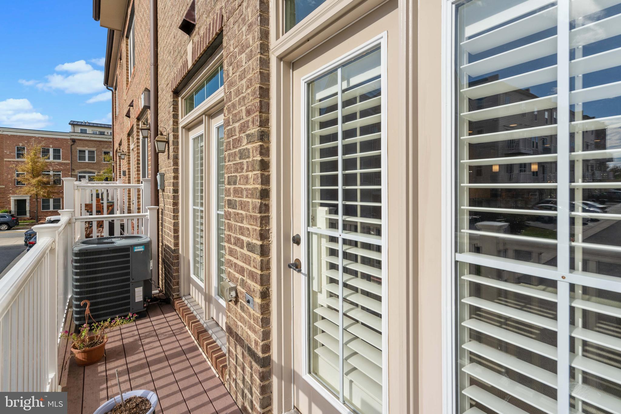 WATKINS MILL TOWN CENTER - Residential Lease