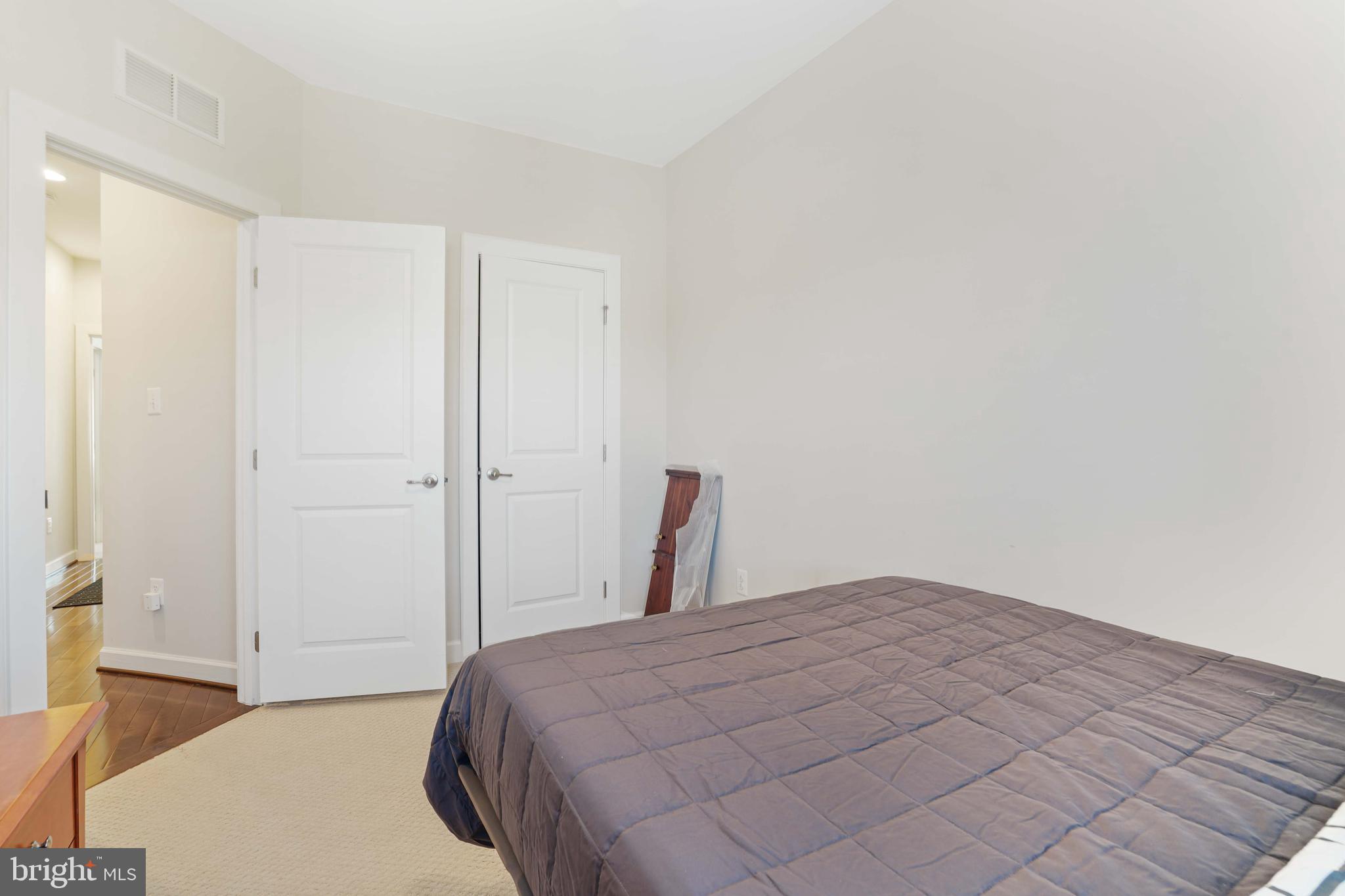 WATKINS MILL TOWN CENTER - Residential Lease