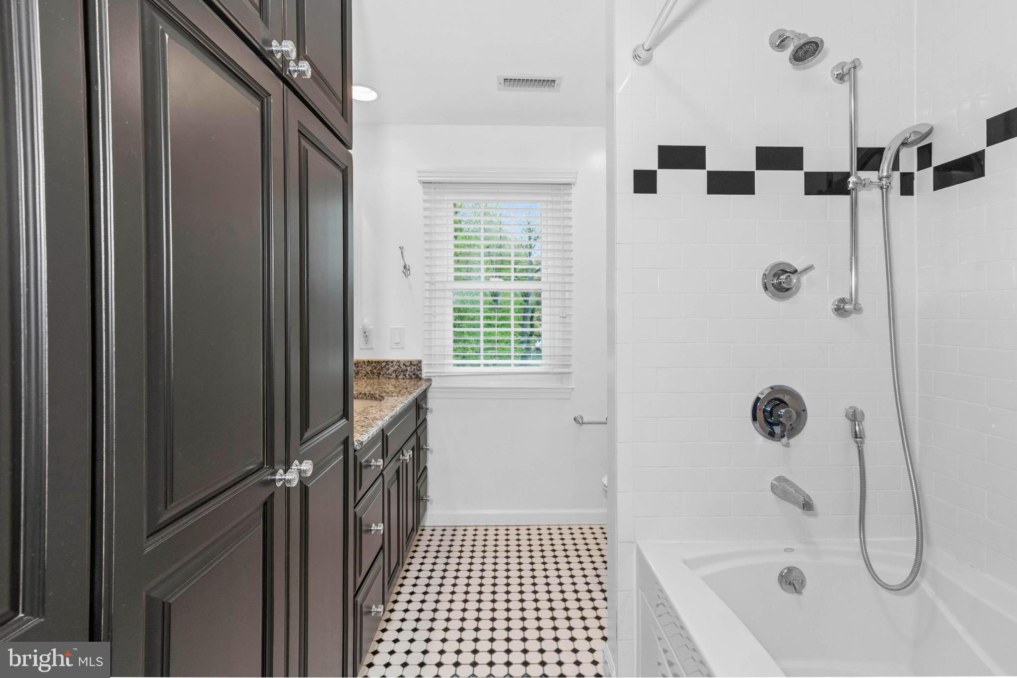 RADLEY RUN - Residential