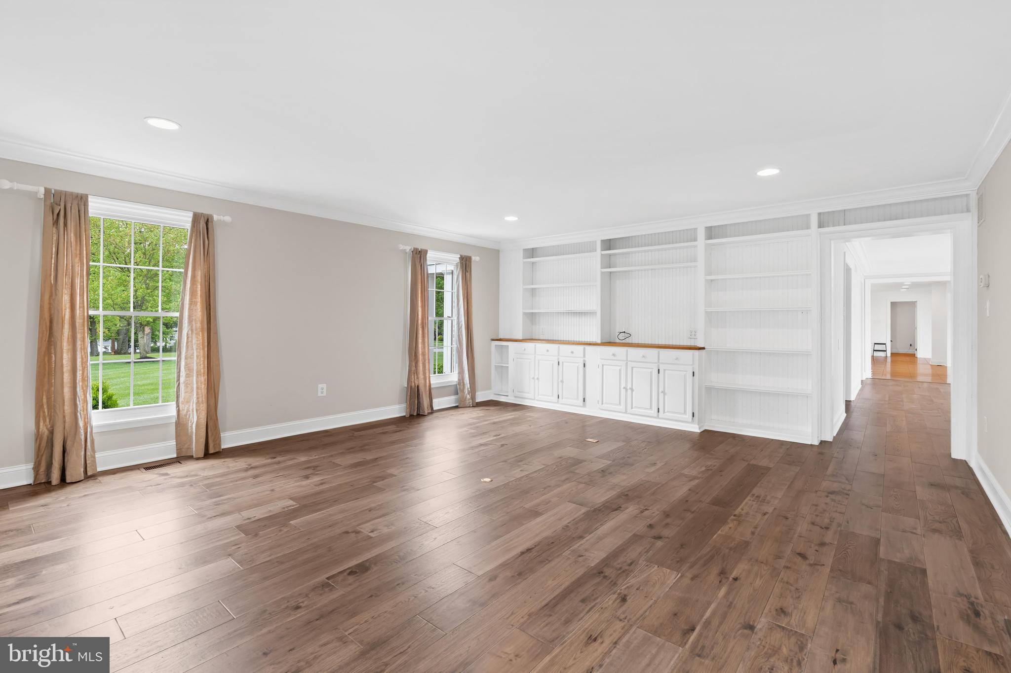 RADLEY RUN - Residential