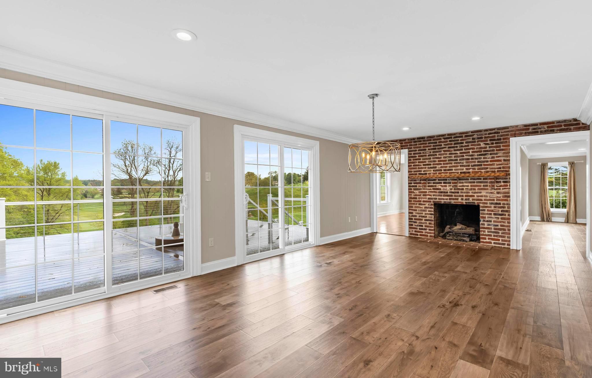 RADLEY RUN - Residential