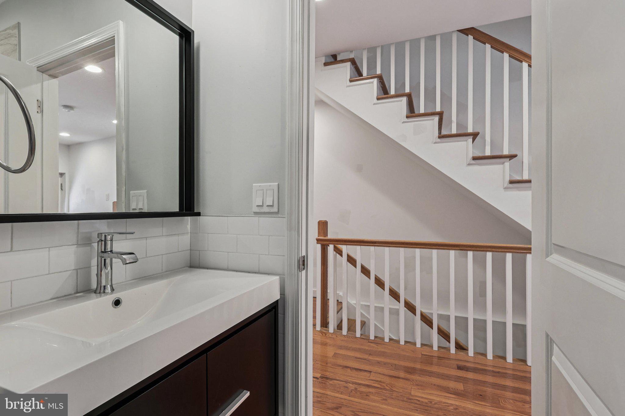 UNIVERSITY CITY - Residential